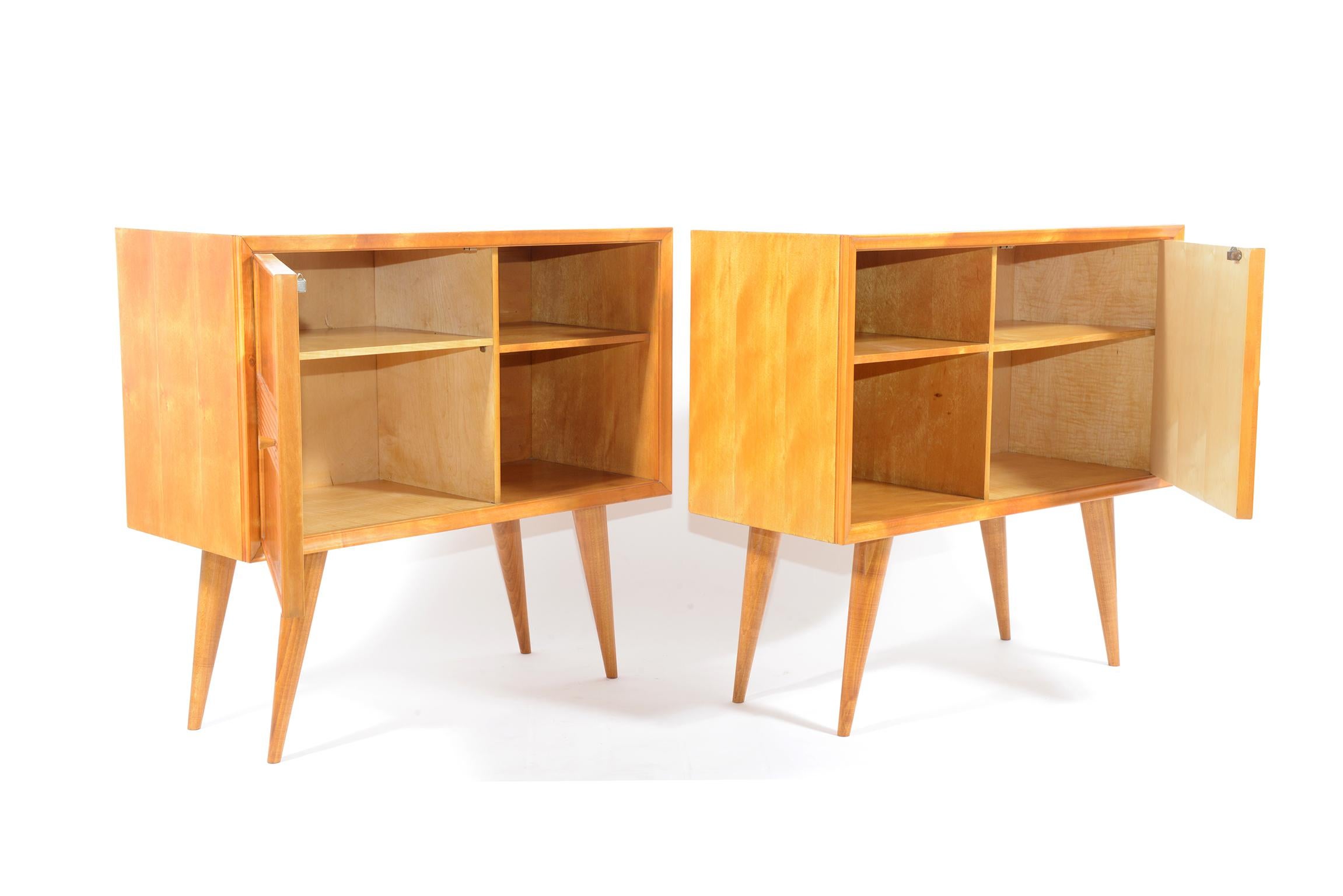 Mid-20th Century Pier Giulio Magistretti Italian Pair of Mid-Century Bed Side Table or Cabinets