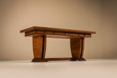 Bureau « Pier Luigi Colli » en placage de frêne avec détails teintés foncés, Italie, années 1930