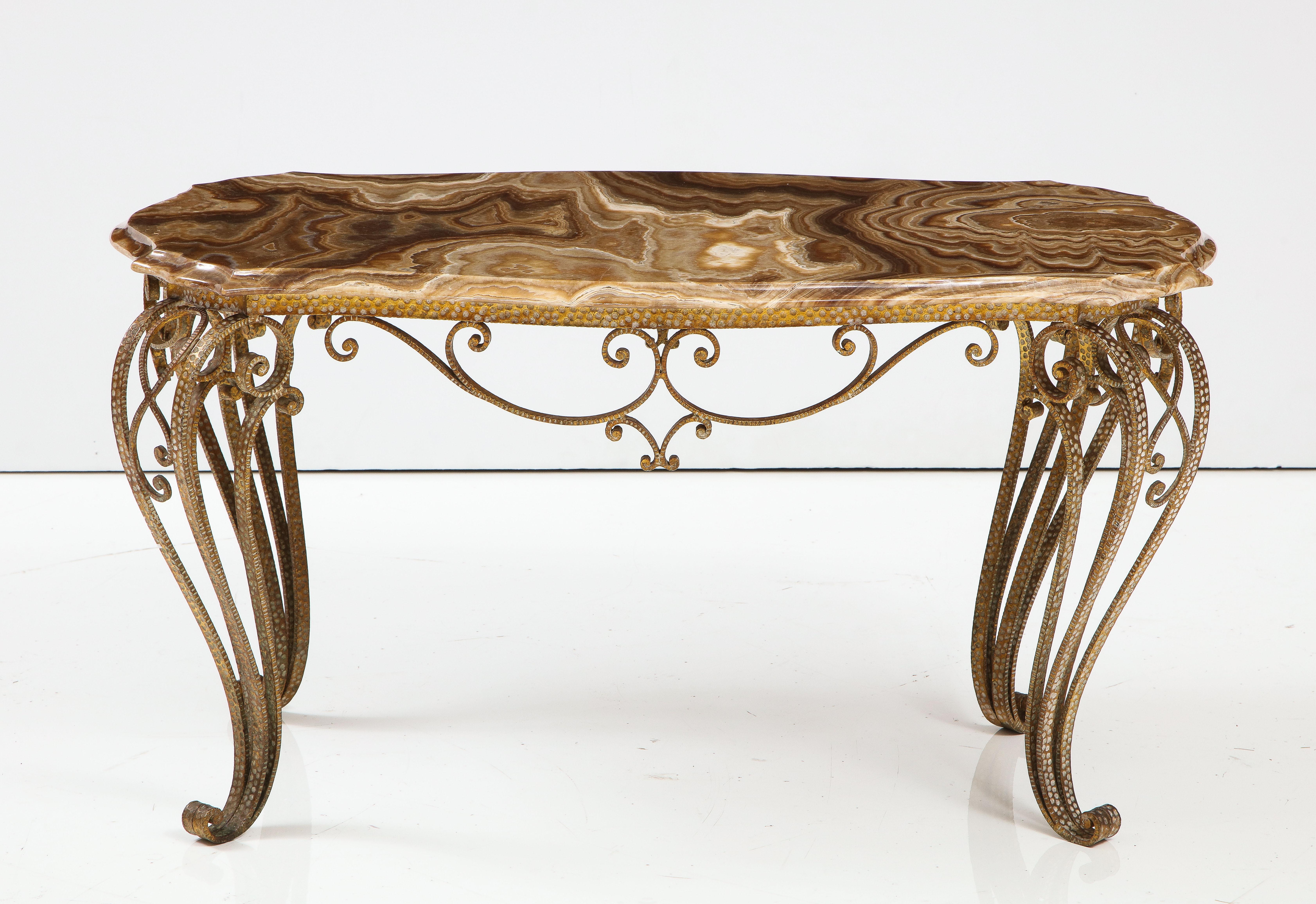 Pier Luigi Colli Hammered Gilded Iron Coffee Table with Shaped Agate Top For Sale 2