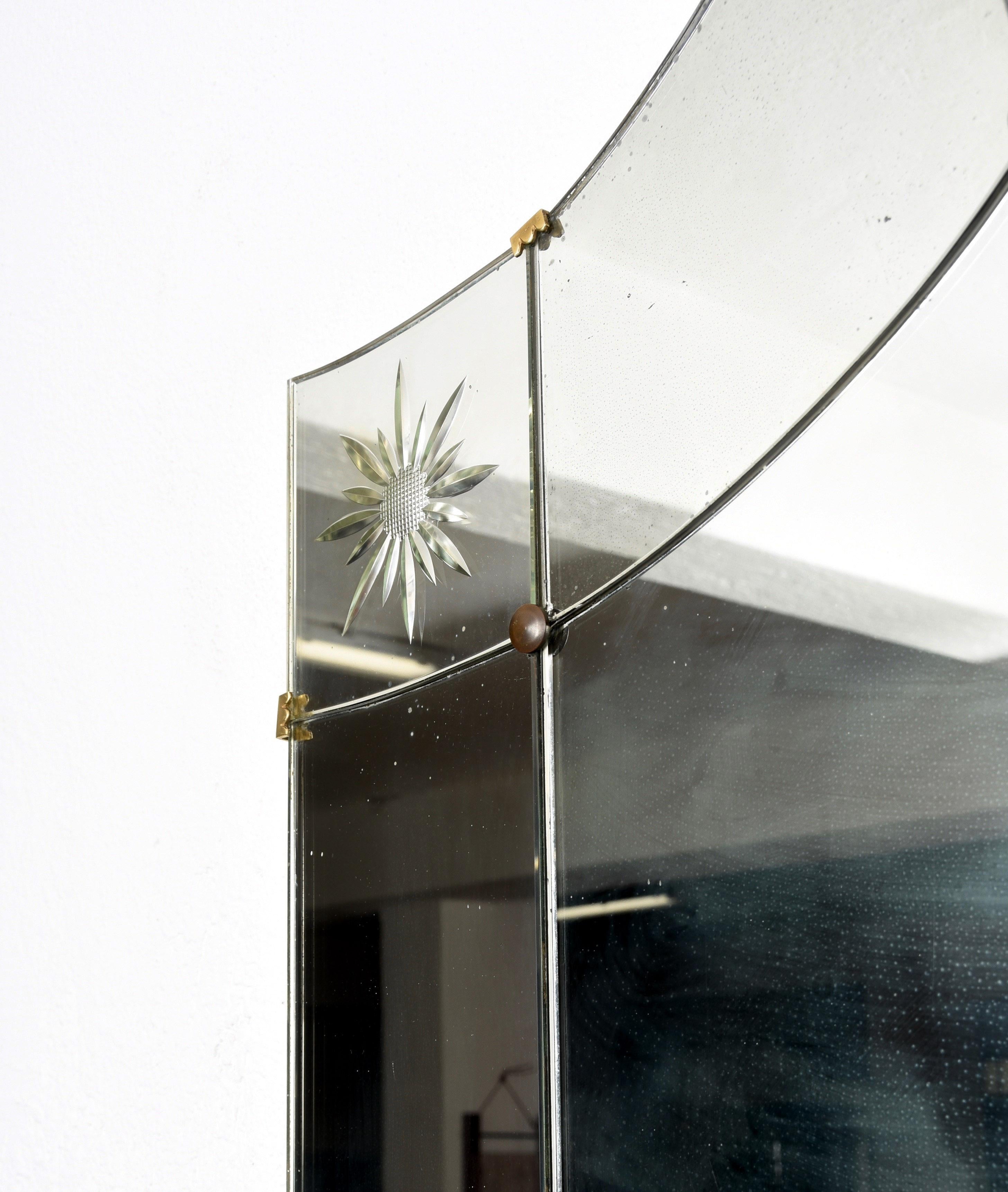 Italienischer Mid-Century Modern-Spiegel mit Konsole von Luigi Colli für Cristal Art  im Angebot 8