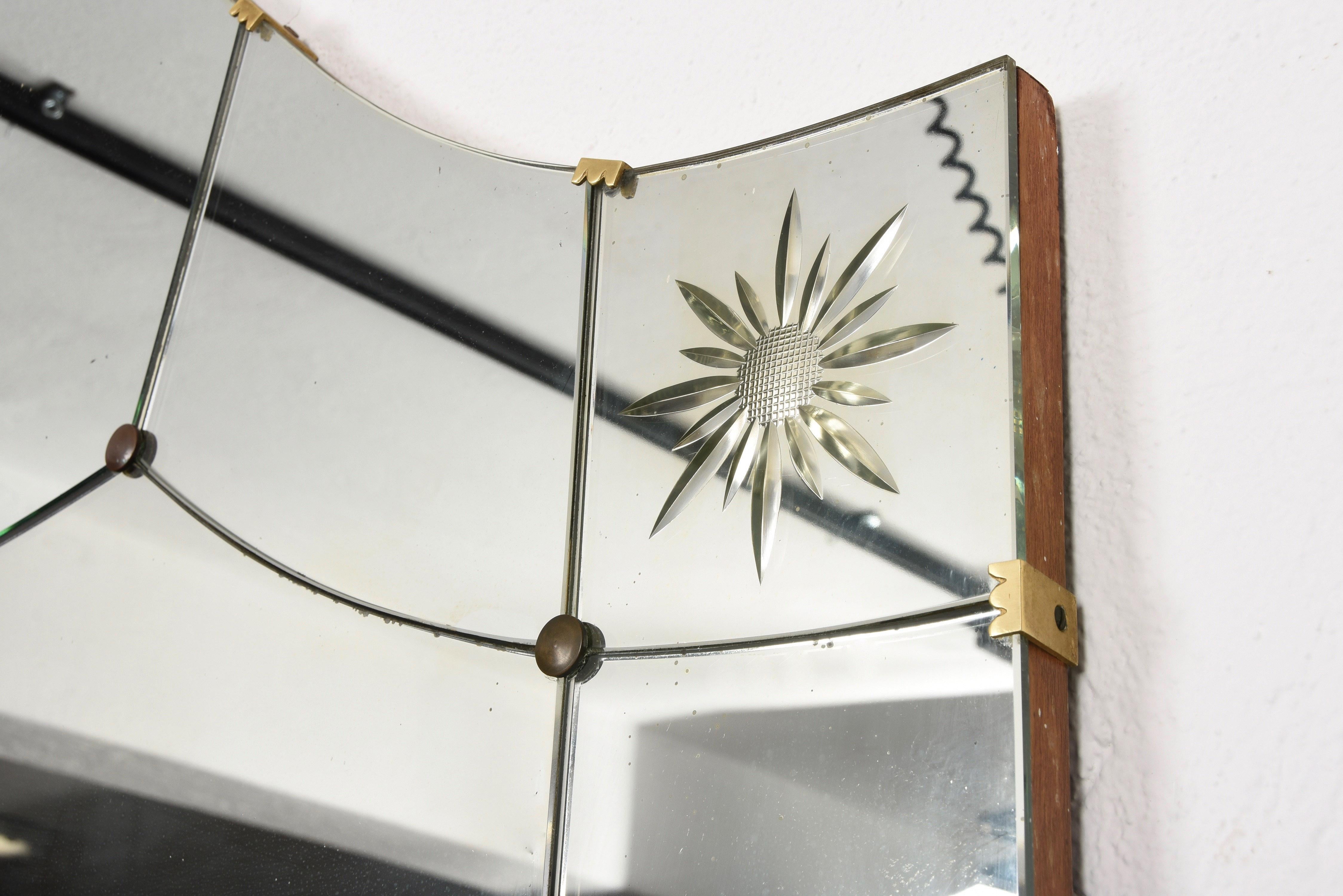 Italienischer Mid-Century Modern-Spiegel mit Konsole von Luigi Colli für Cristal Art  im Angebot 10