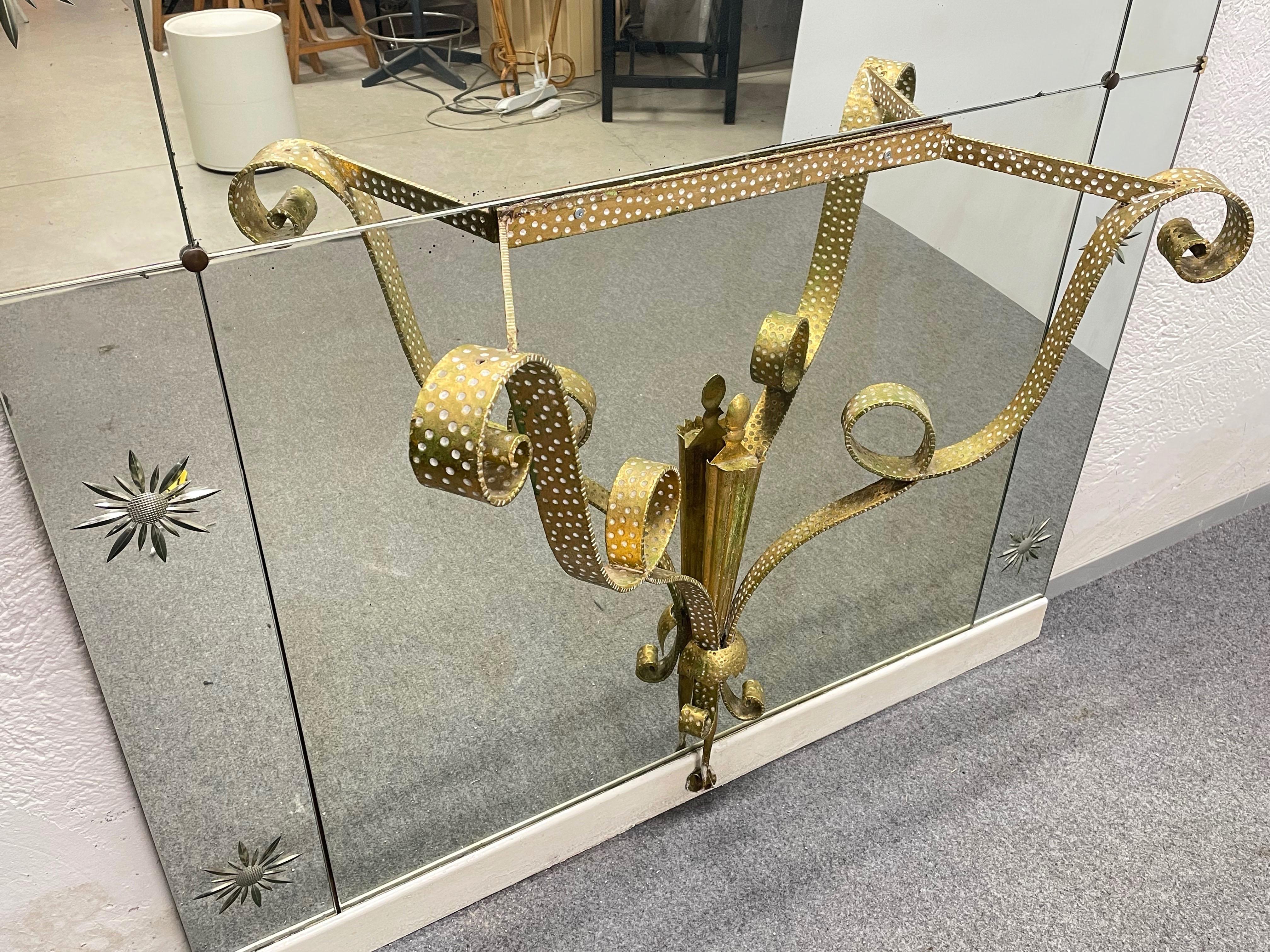 Italienischer Mid-Century Modern-Spiegel mit Konsole von Luigi Colli für Cristal Art  (Messing) im Angebot