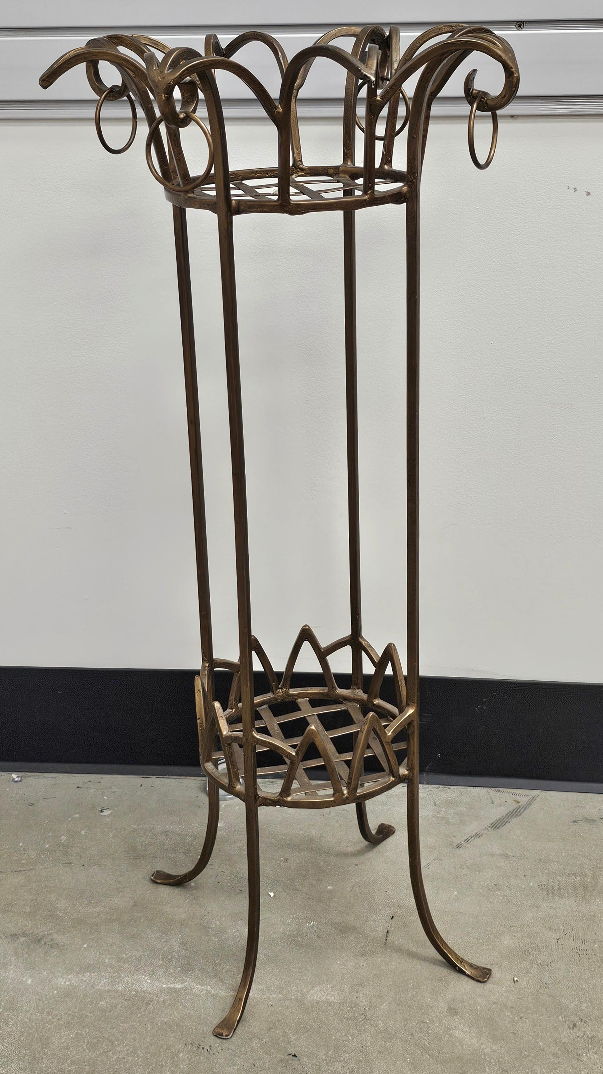 Pier Luigi Colli Stil geschmiedetes Schmiedeeisen Golden Iron Tiered Plant Stand (20. Jahrhundert) im Angebot