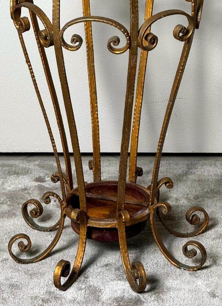 Pier Luigi Colli Style Fer forgé doré Stand Umbrella en vente 6