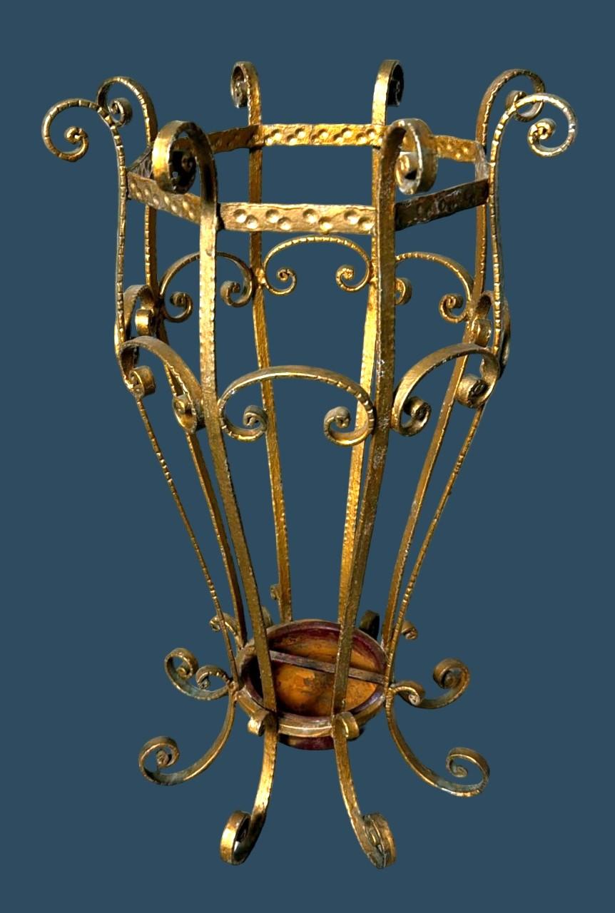 Moulage Pier Luigi Colli Style Fer forgé doré Stand Umbrella en vente