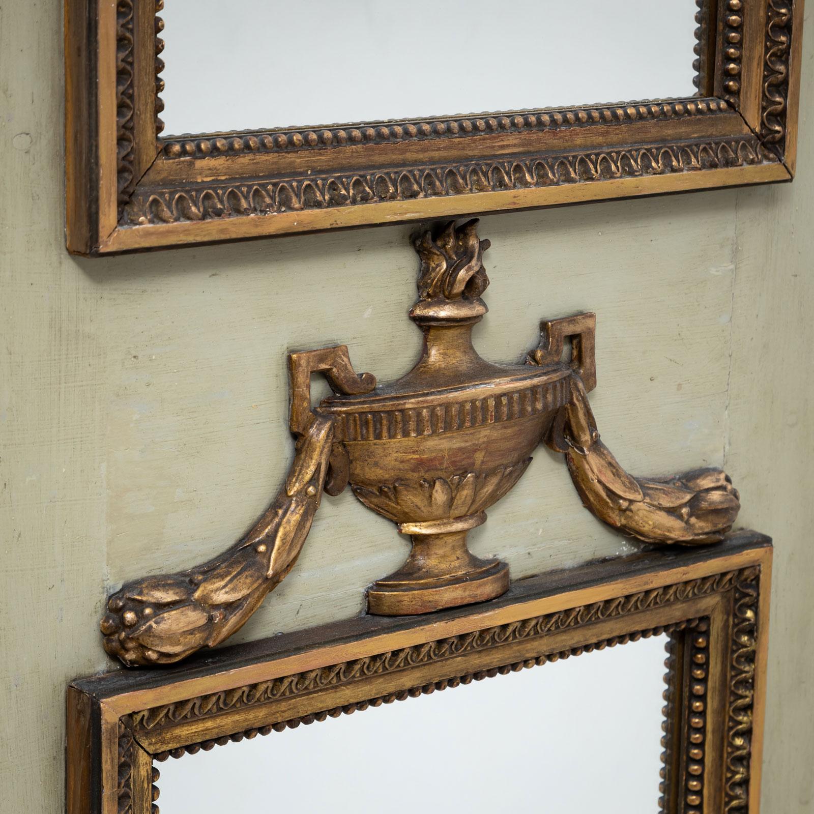 Néoclassique Miroir sur pied, France, fin du XVIIIe siècle en vente