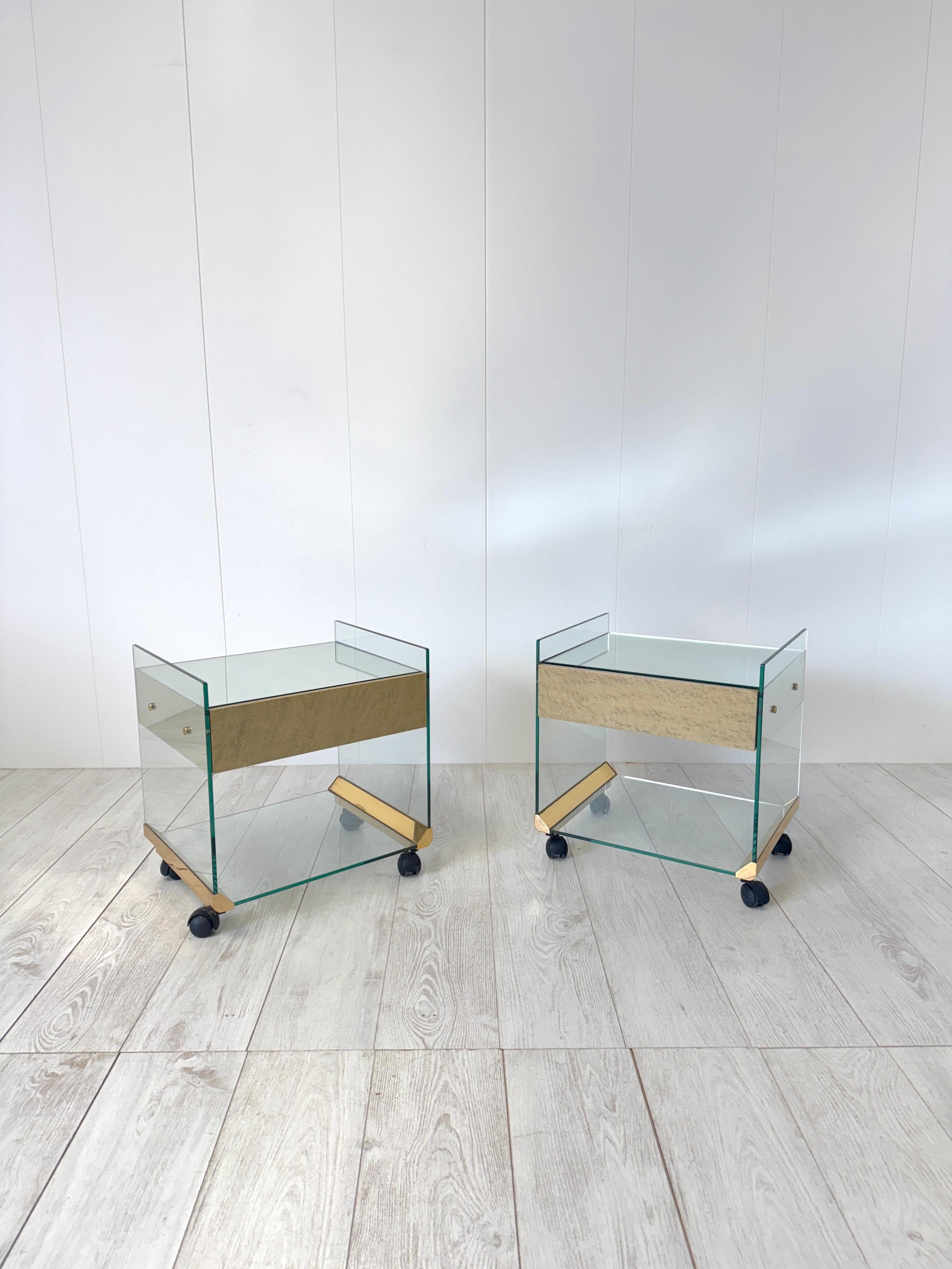 Pierangelo Gallotti, Paire de tables de chevet, prod. Gallotti & Radice, 1970 en vente 5