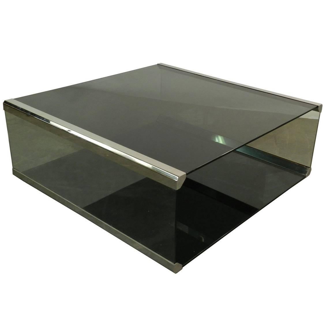 Table basse Pierangelo Gallotti, en métal chromé et verre fumé