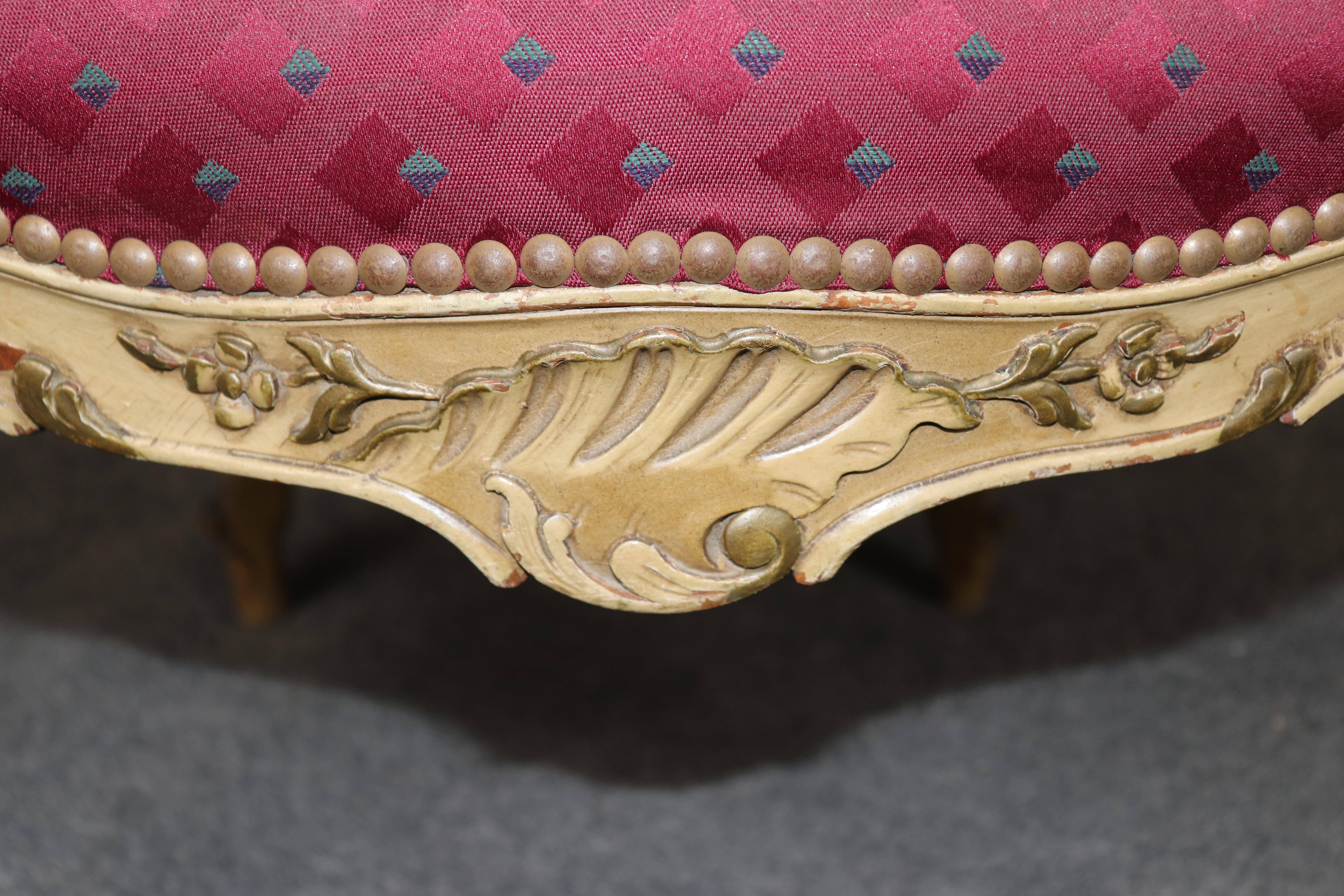 Pierce geschnitzt Farbe dekoriert Paar Französisch Louis XV Sessel circa 1920er Jahre Ära im Angebot 4