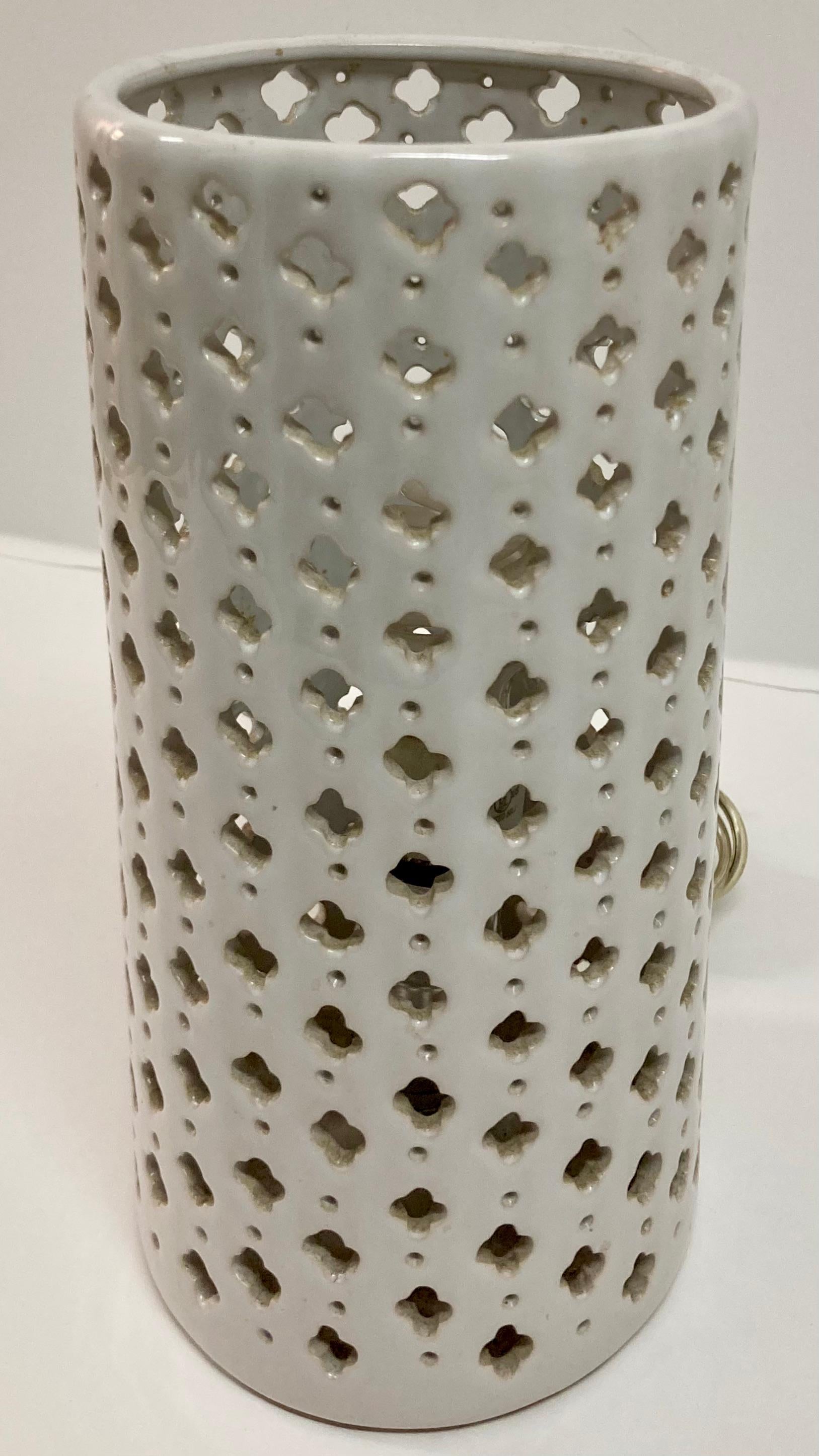 Late 20th Century Pierced Pattern Ceramic Uplight For Sale
