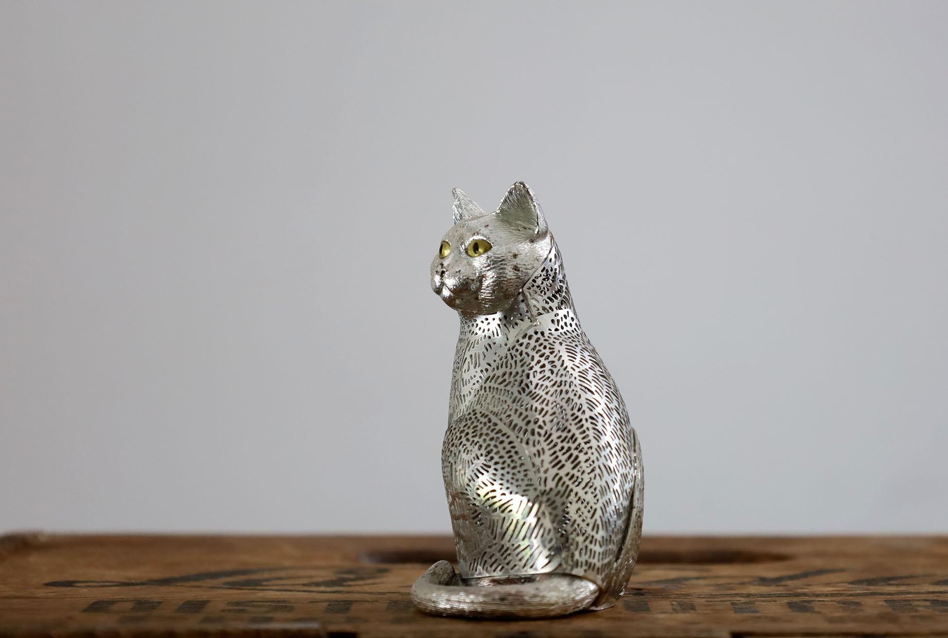 Pierced Silver Plate Cat Christofle France Lumiere Figurine In Good Condition For Sale In Mérida, YU