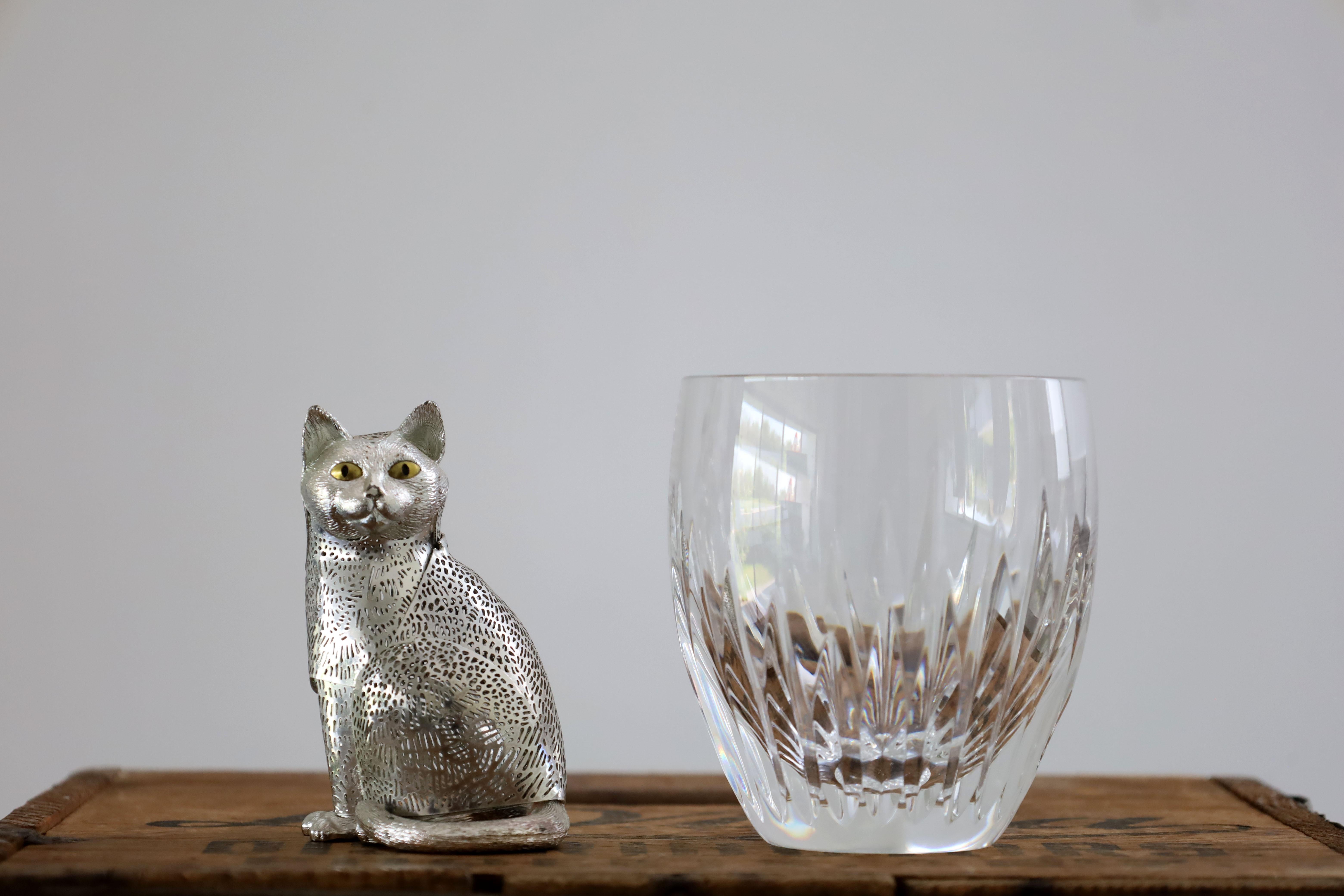 Figurita Lumiere Christofle France Gato de plata perforada en venta 1