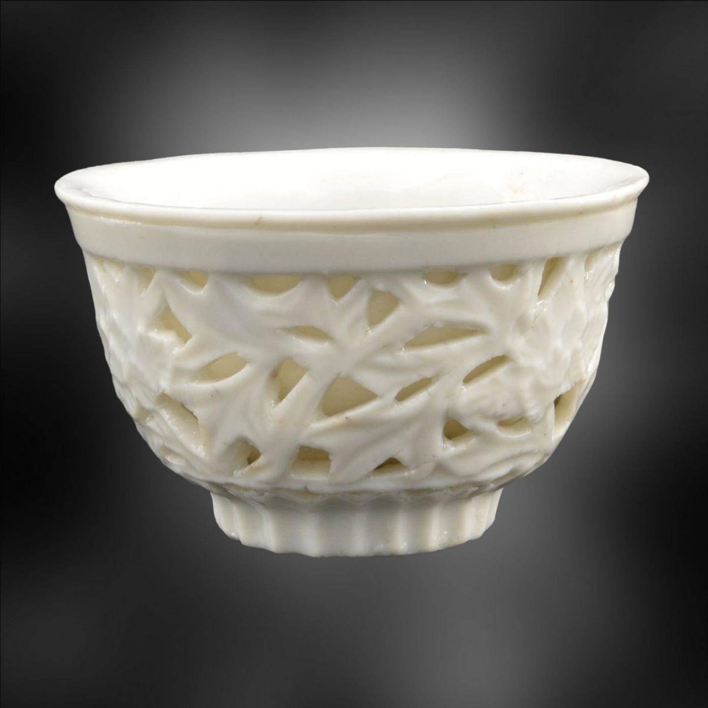 Chinese Pierced Tea Bowl, Dehua, Qing Dynasty, C1635 For Sale