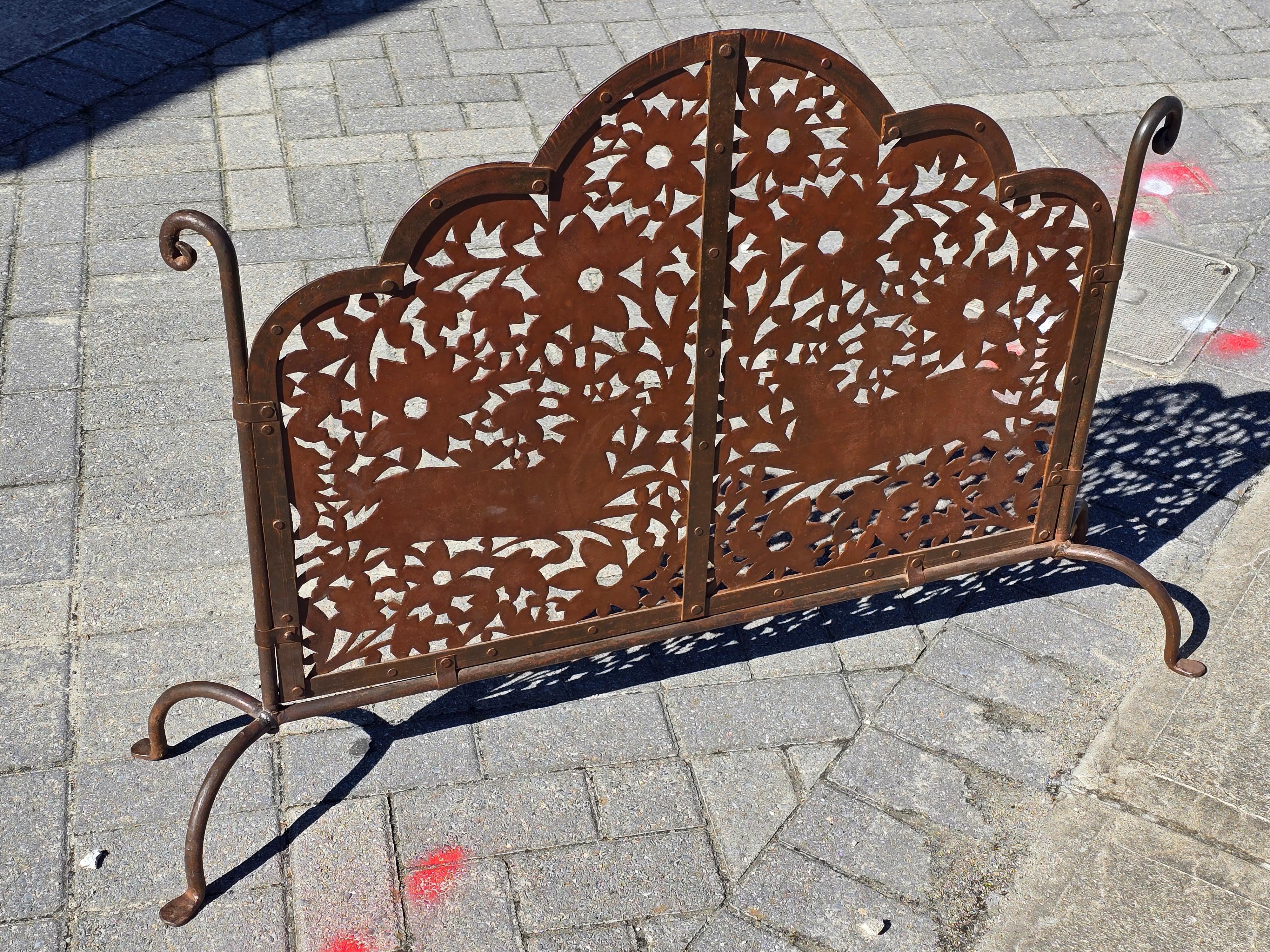 Pierced Wrought Iron Fireplace Screen 6