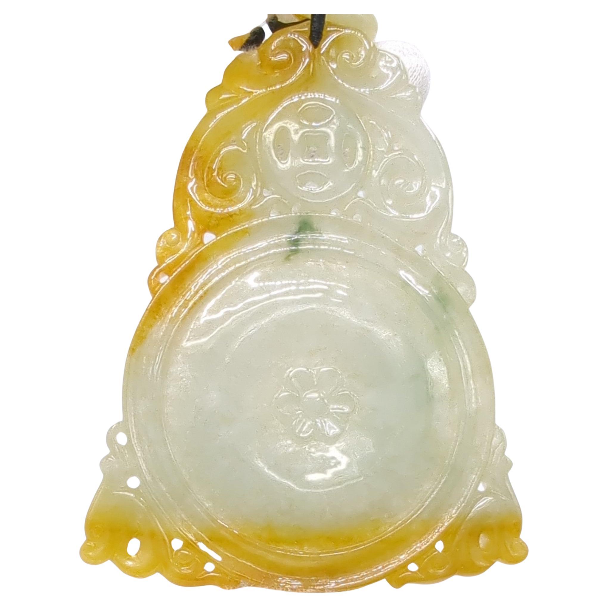 Fine Chinese Pierced Yellow Honey Jadeite Pendant Beaded Necklace A-Grade 20-26" For Sale