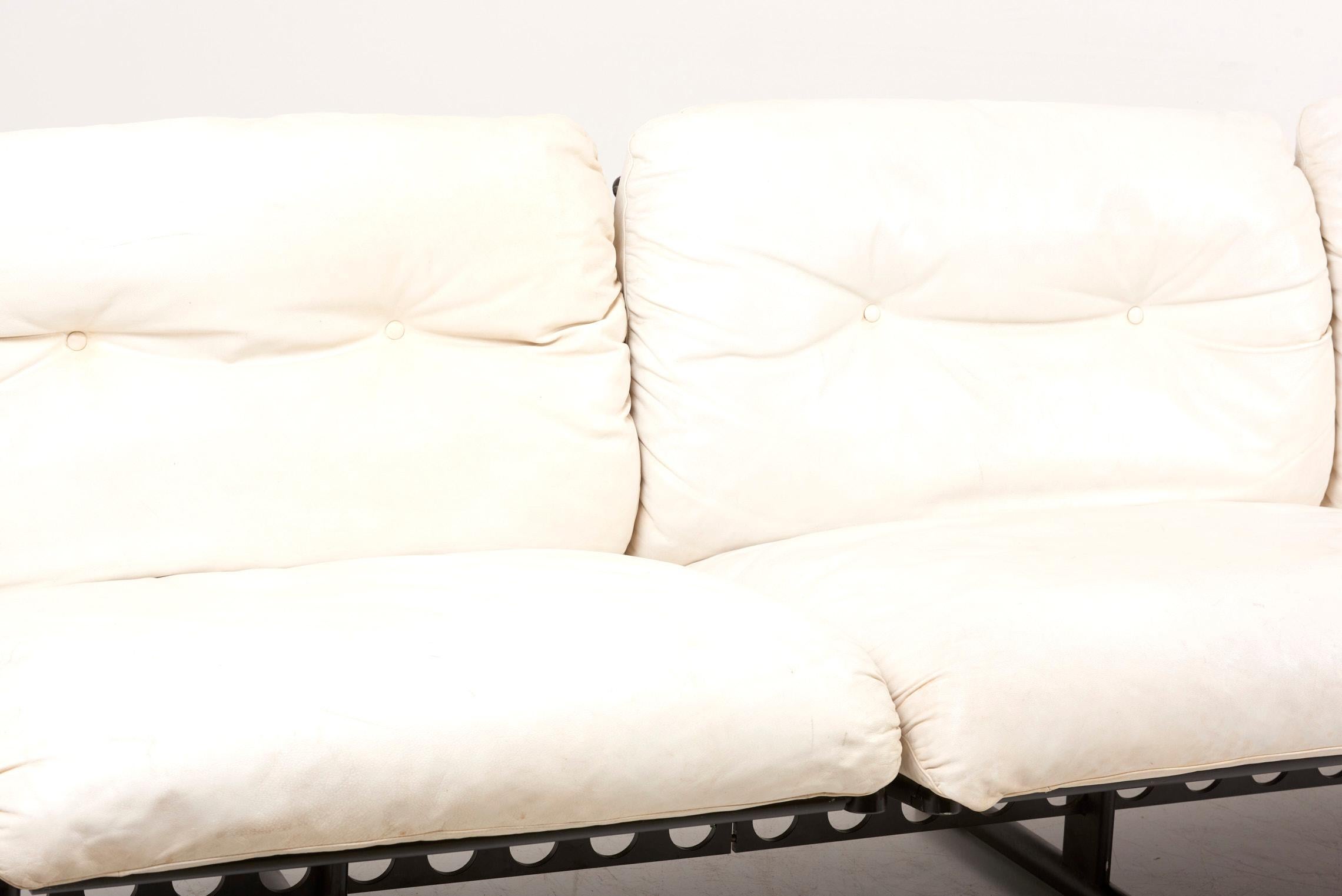 Pierluigi Cerri for Poltrona Frau Sofa in White Leather, 1980s For Sale 8