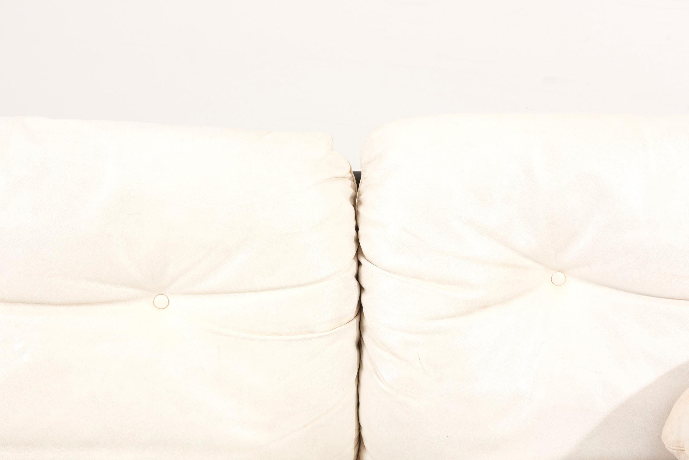 Pierluigi Cerri for Poltrona Frau Sofa in White Leather, 1980s For Sale 9