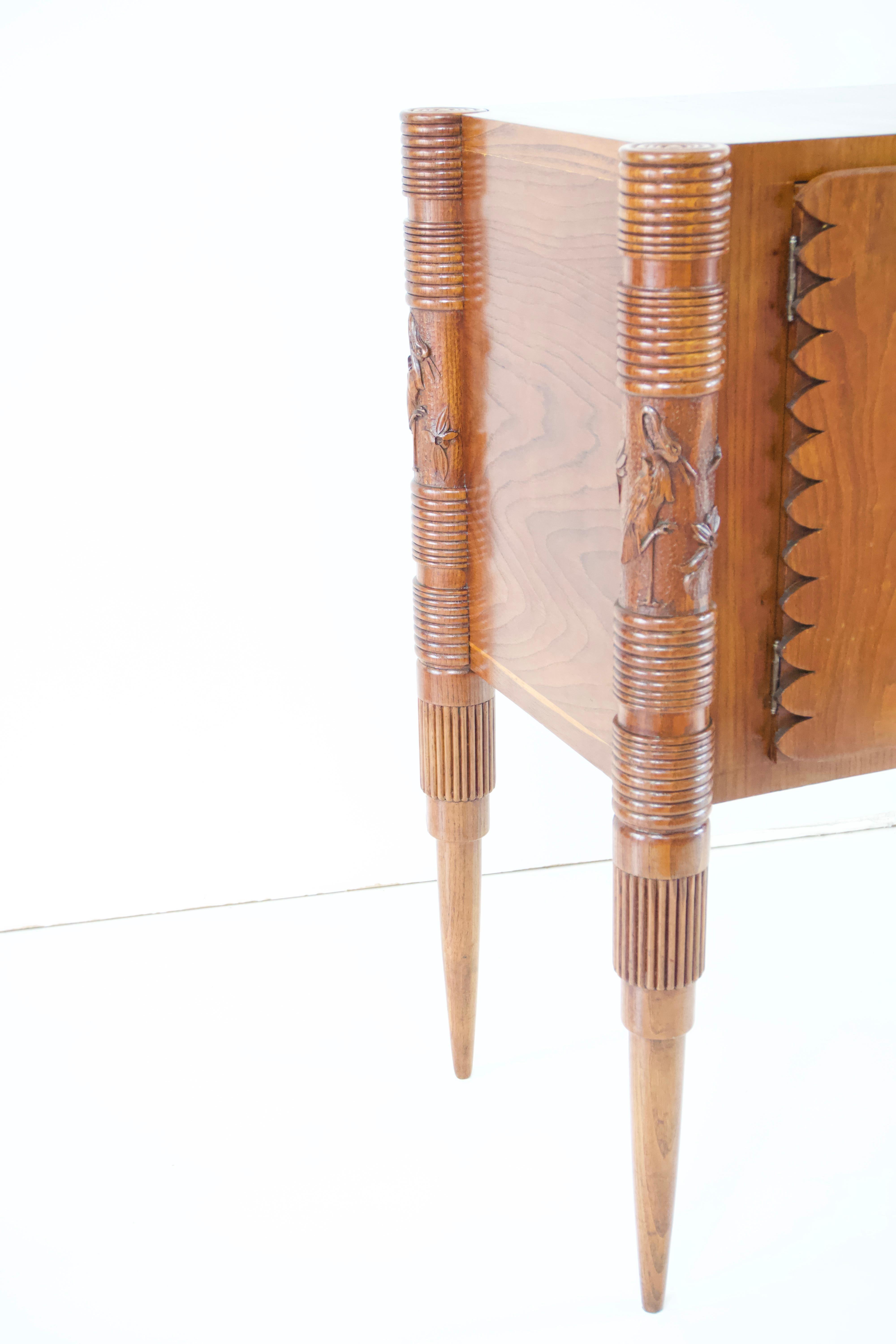 Pierluigi Colli sideboard carved wood, veneered root, two doors, drawers, 1940 In Good Condition In Rome, IT