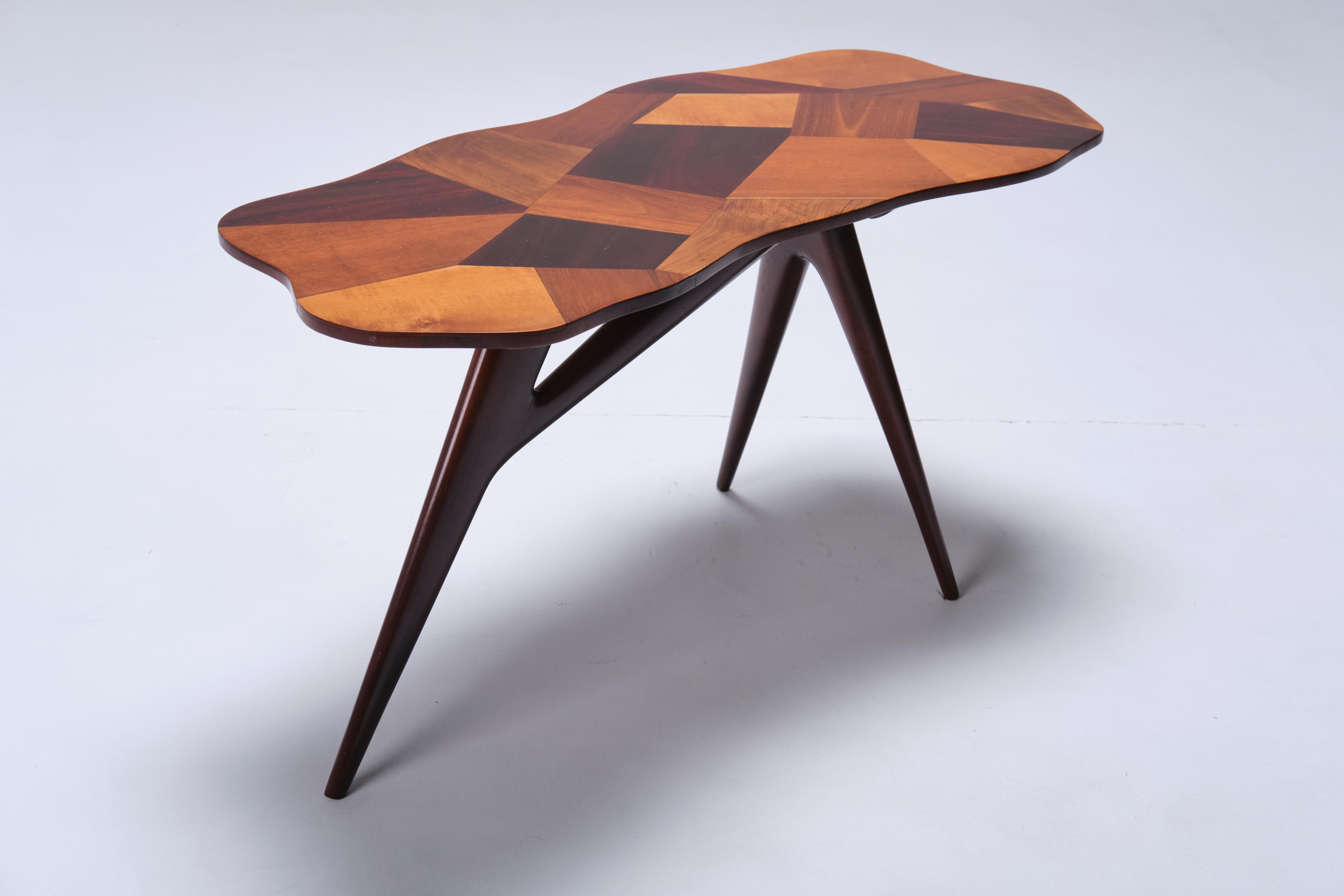Pierluigi Giordani Low table multiple essences wood top - Italian Design 1950s 1