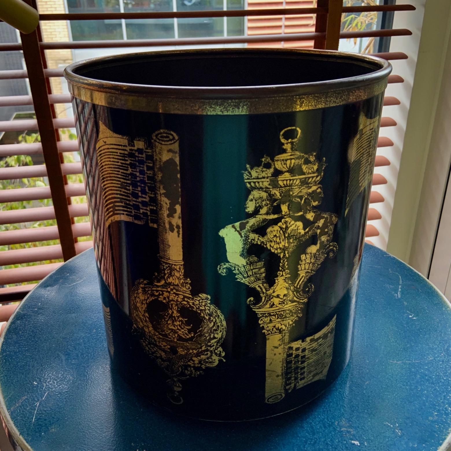 Piero Fornasetti 1950s Black and Gold Stencilled Key Design Paper Waste Basket 2