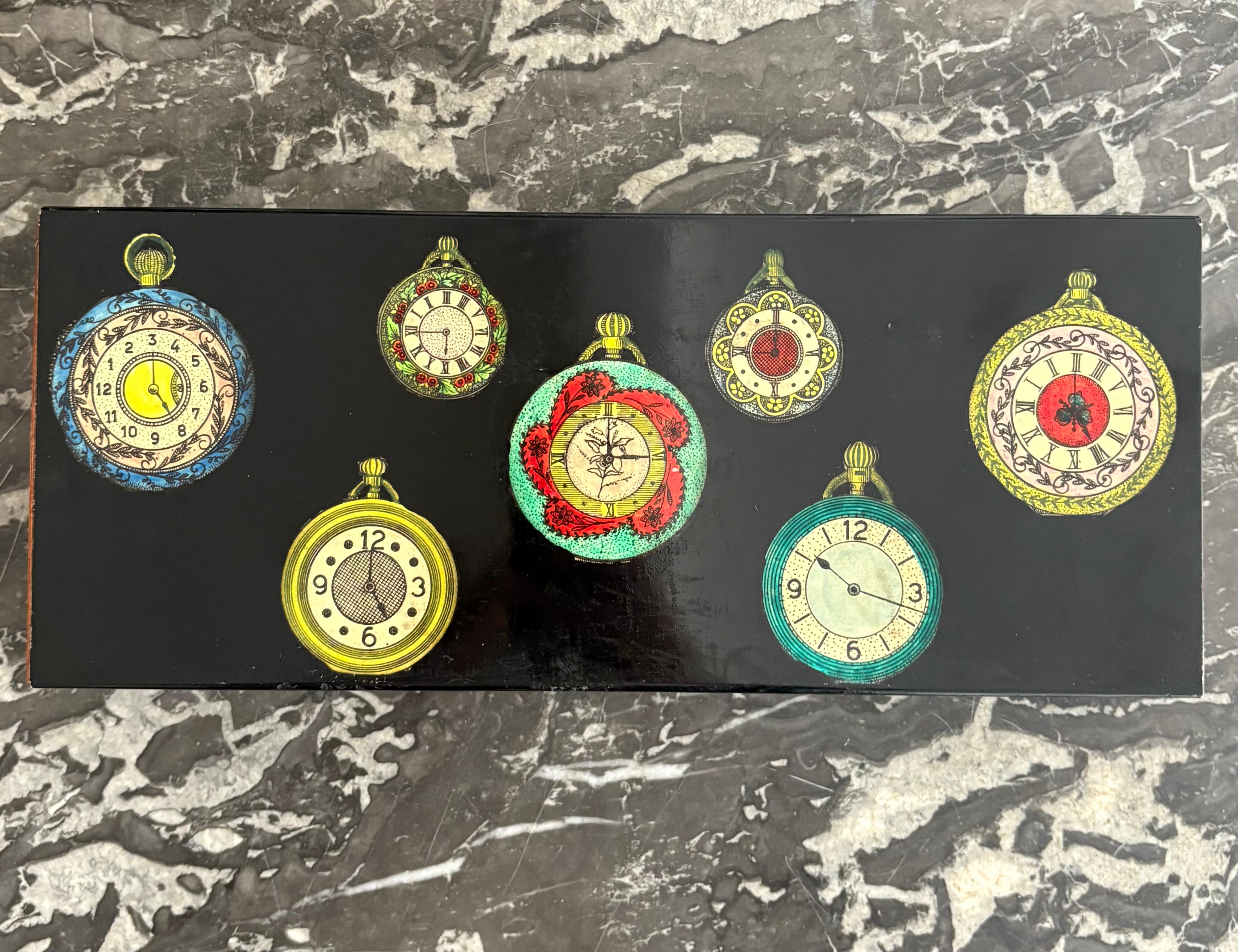 Mid-Century Modern Piero Fornasetti , 1950s, Italien, Boîte en métal peint et émaillé en vente