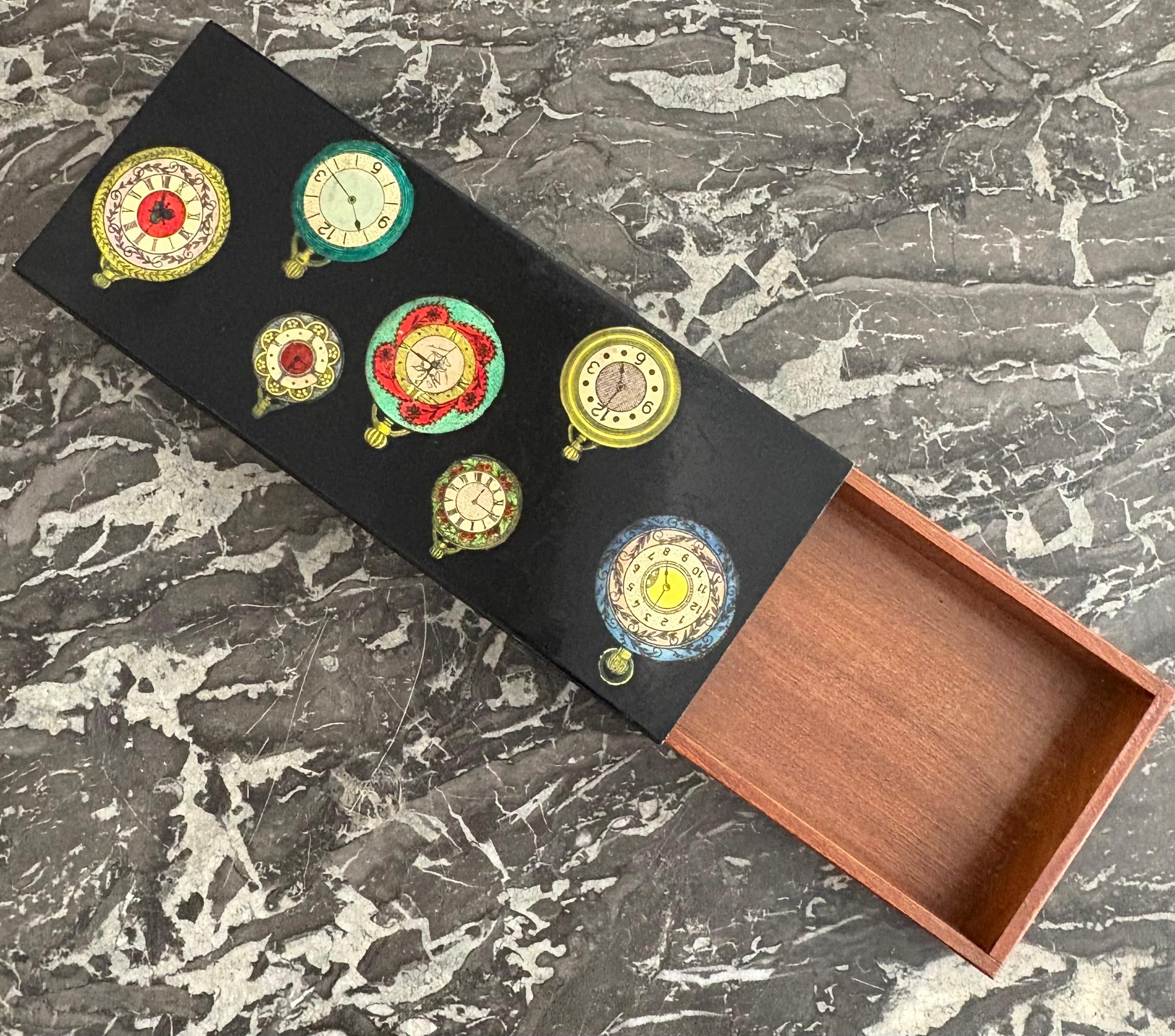 Métal Piero Fornasetti , 1950s, Italien, Boîte en métal peint et émaillé en vente