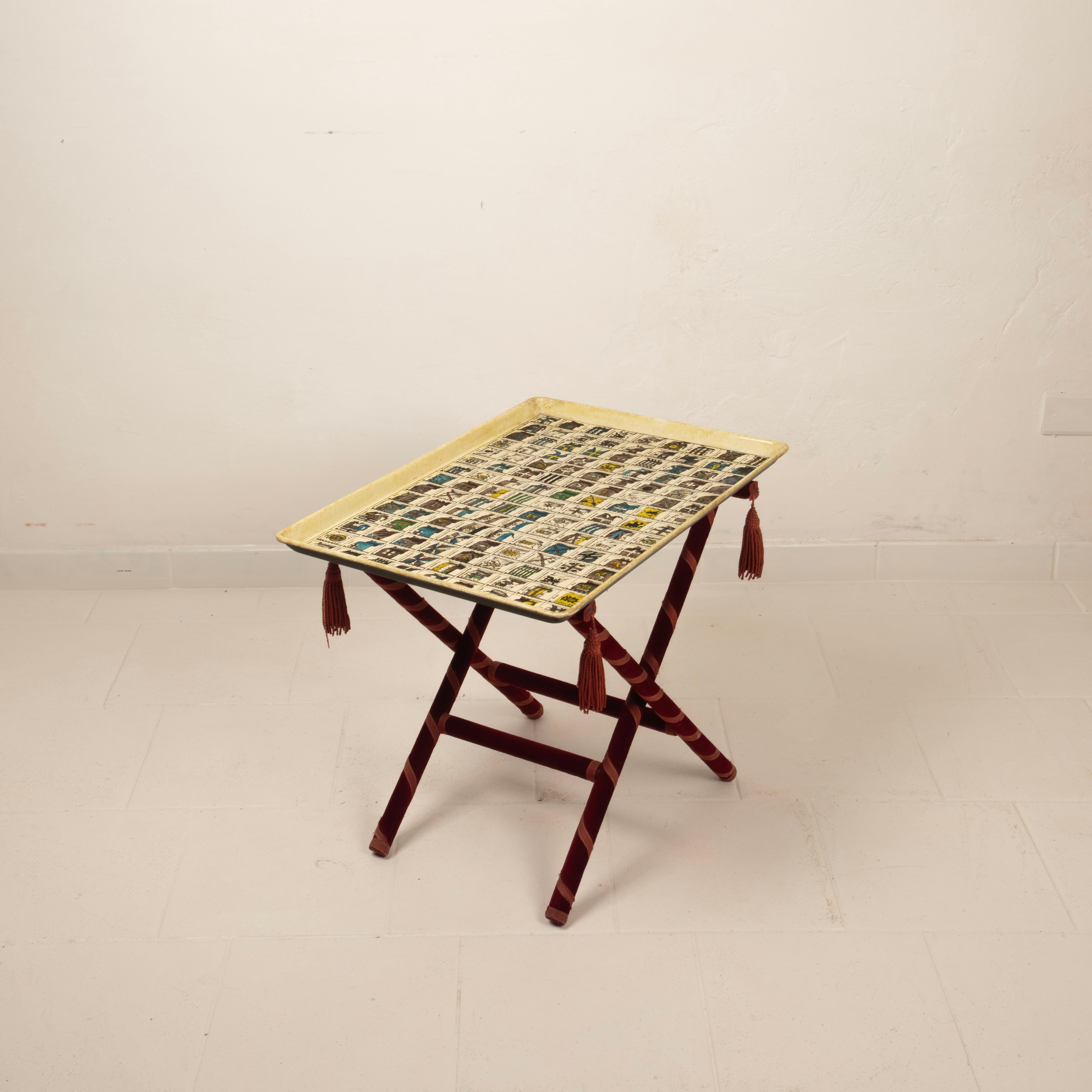 Table à plateau Araldiche de Piero Fornasetti, 1950 5