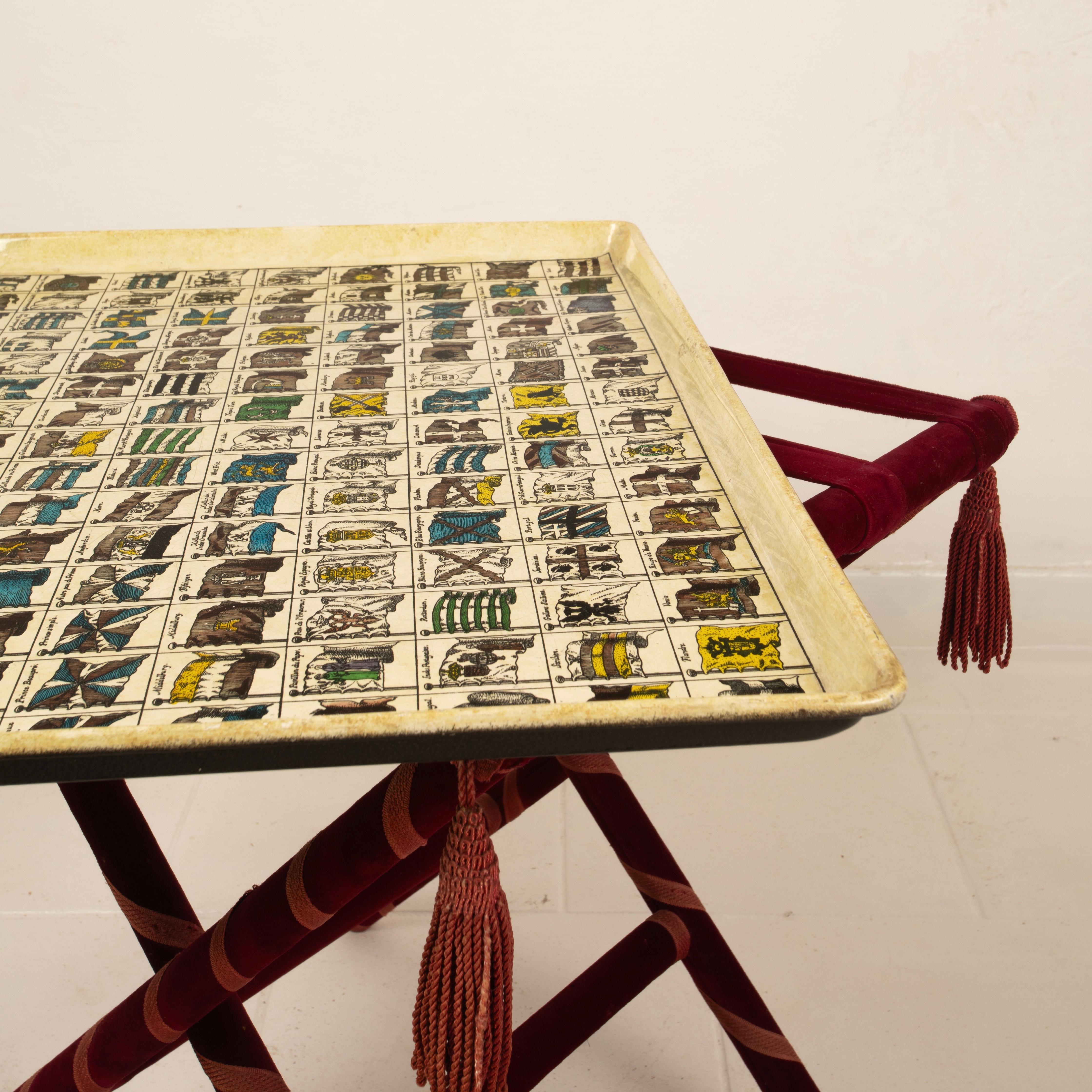 Table à plateau Araldiche de Piero Fornasetti, 1950 12