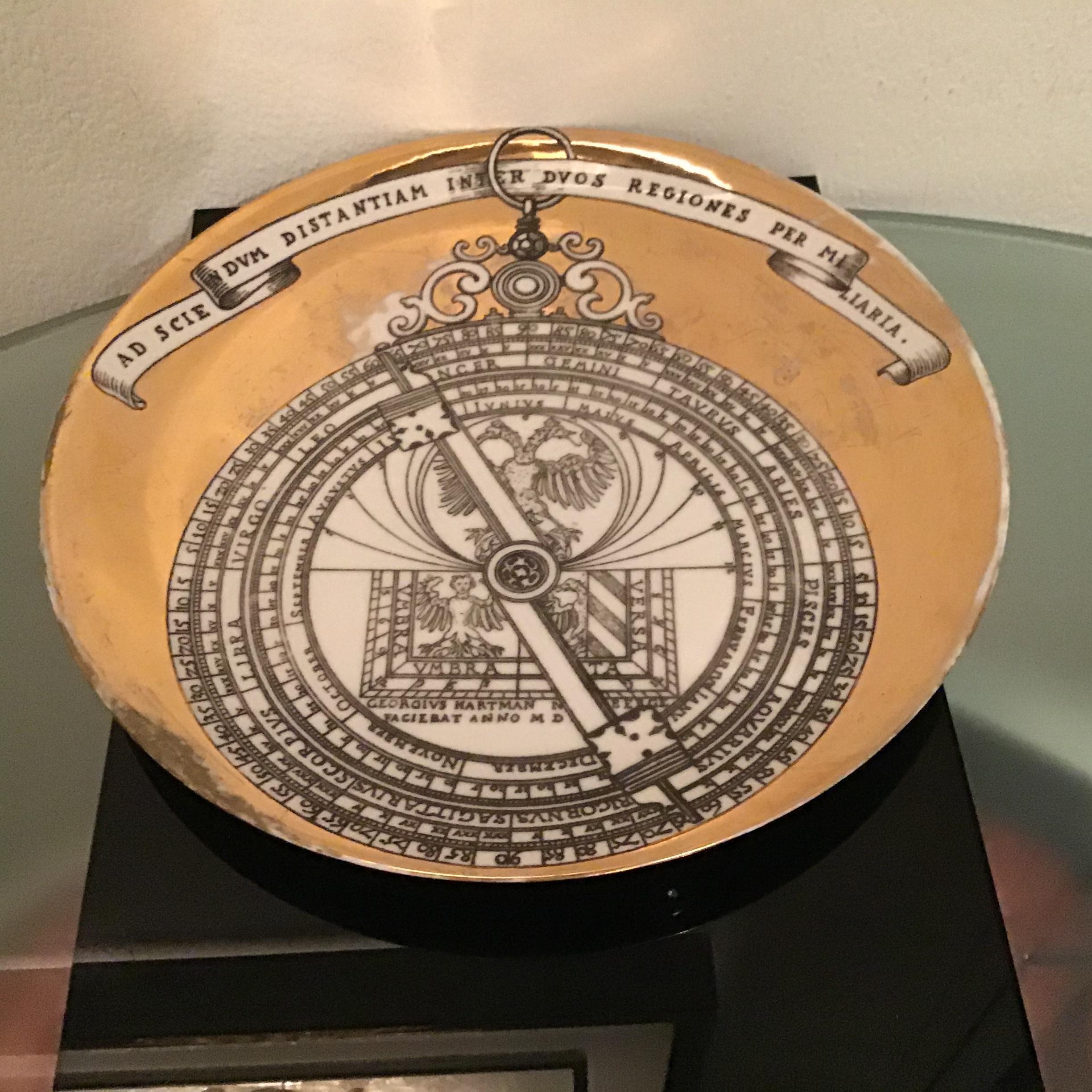 Autre Assiette Astrolabio de Piero Fornasetti 1955, Italie en vente