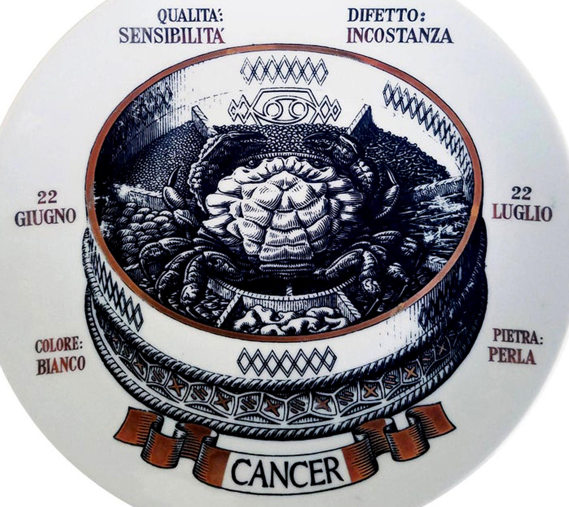 Piero Fornasetti Astrological Zodiac Plate, Cancer, Gli Zodiaci Farmacope In Good Condition For Sale In Downingtown, PA