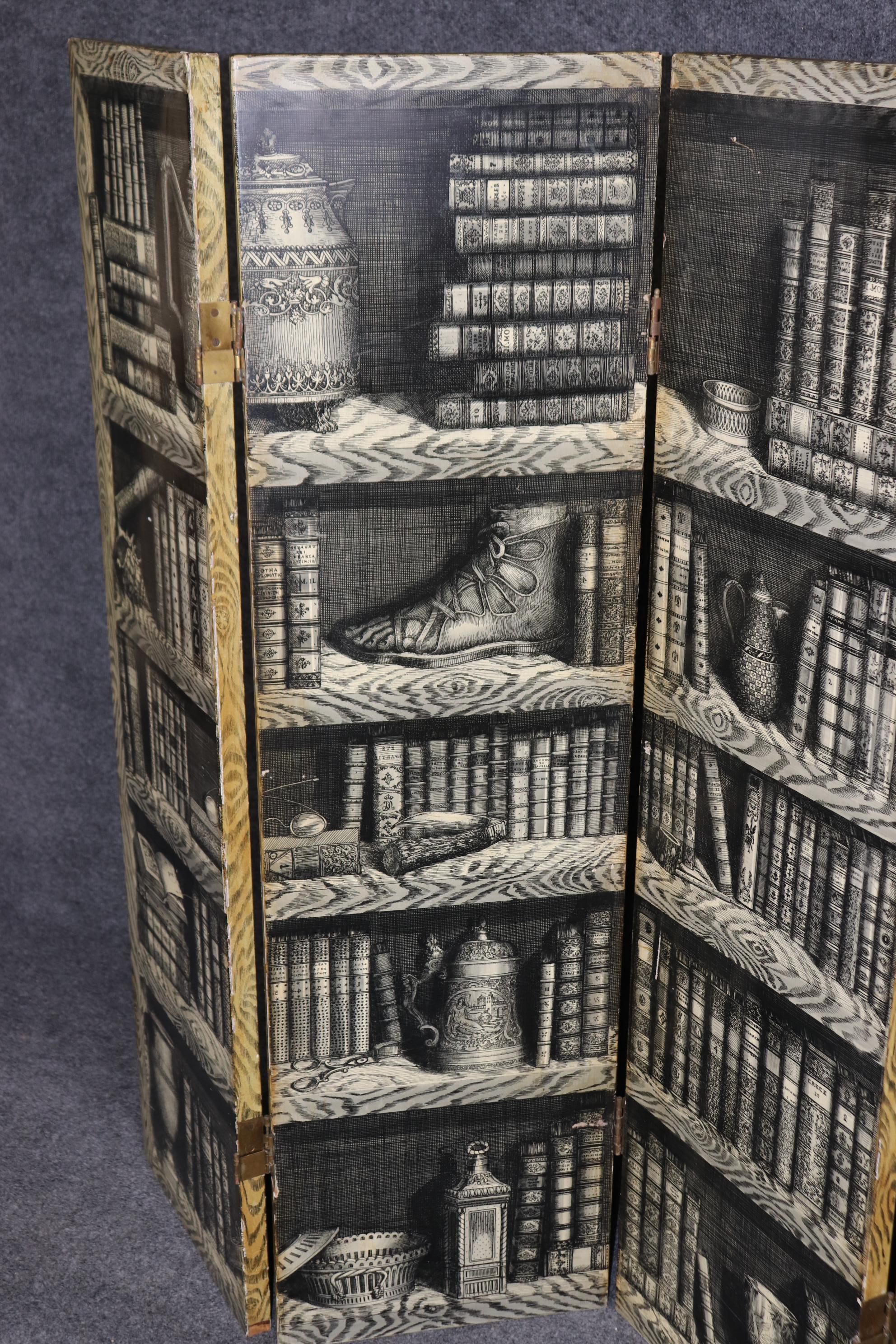 Piero Fornasetti Attributed 4 Panel Monochrome and Polychrome Folding Screen In Good Condition In Swedesboro, NJ