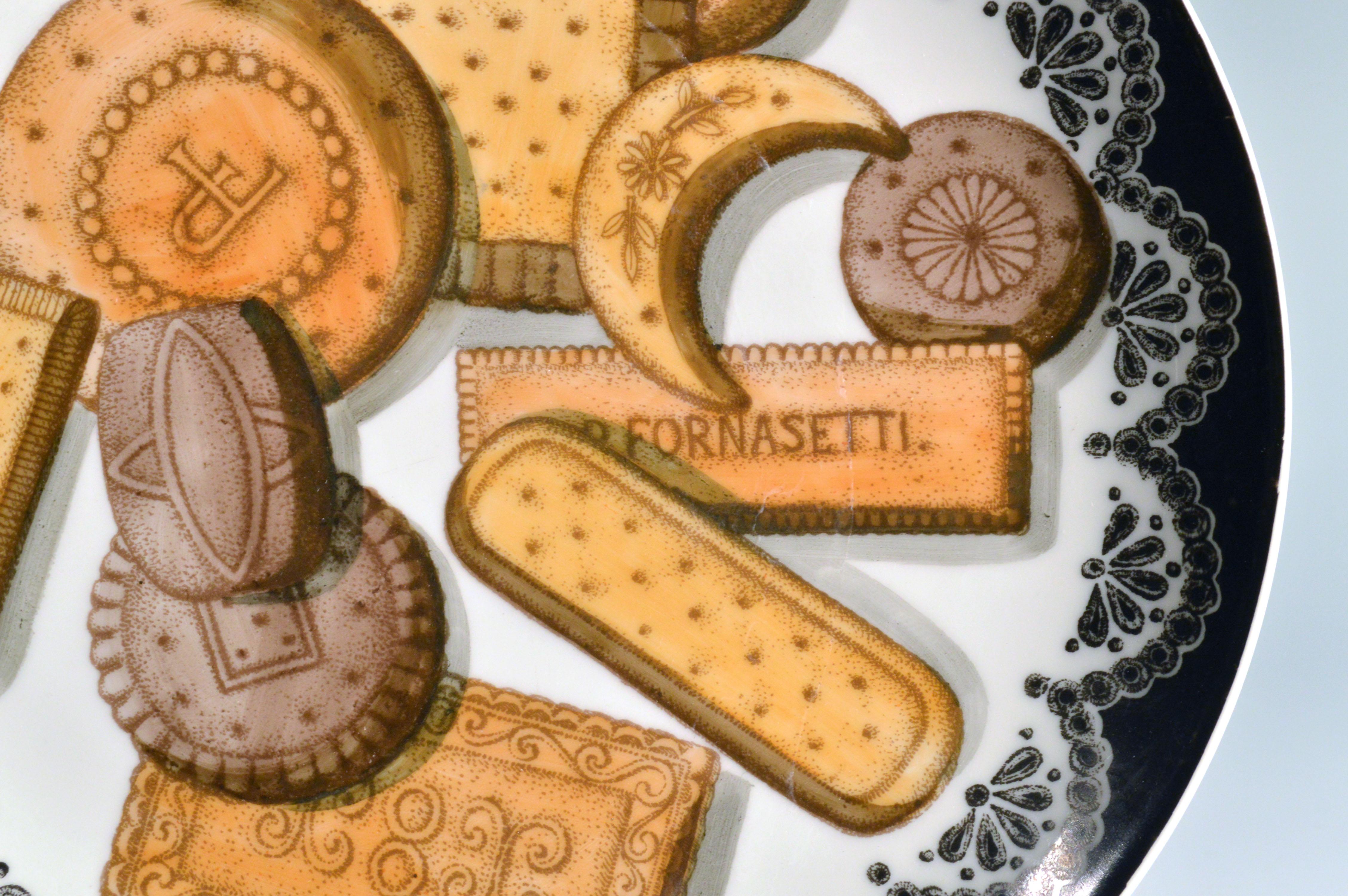 Piero Fornasetti Biscotti Pattern Porcelain Plate, with Trompe L'oeil Cookies In Good Condition In Downingtown, PA