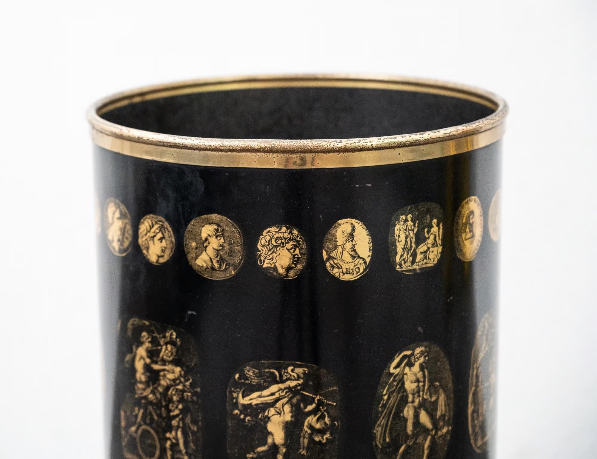 Piero Fornasetti Modèle Cameos Porte-parapluies en vente 3