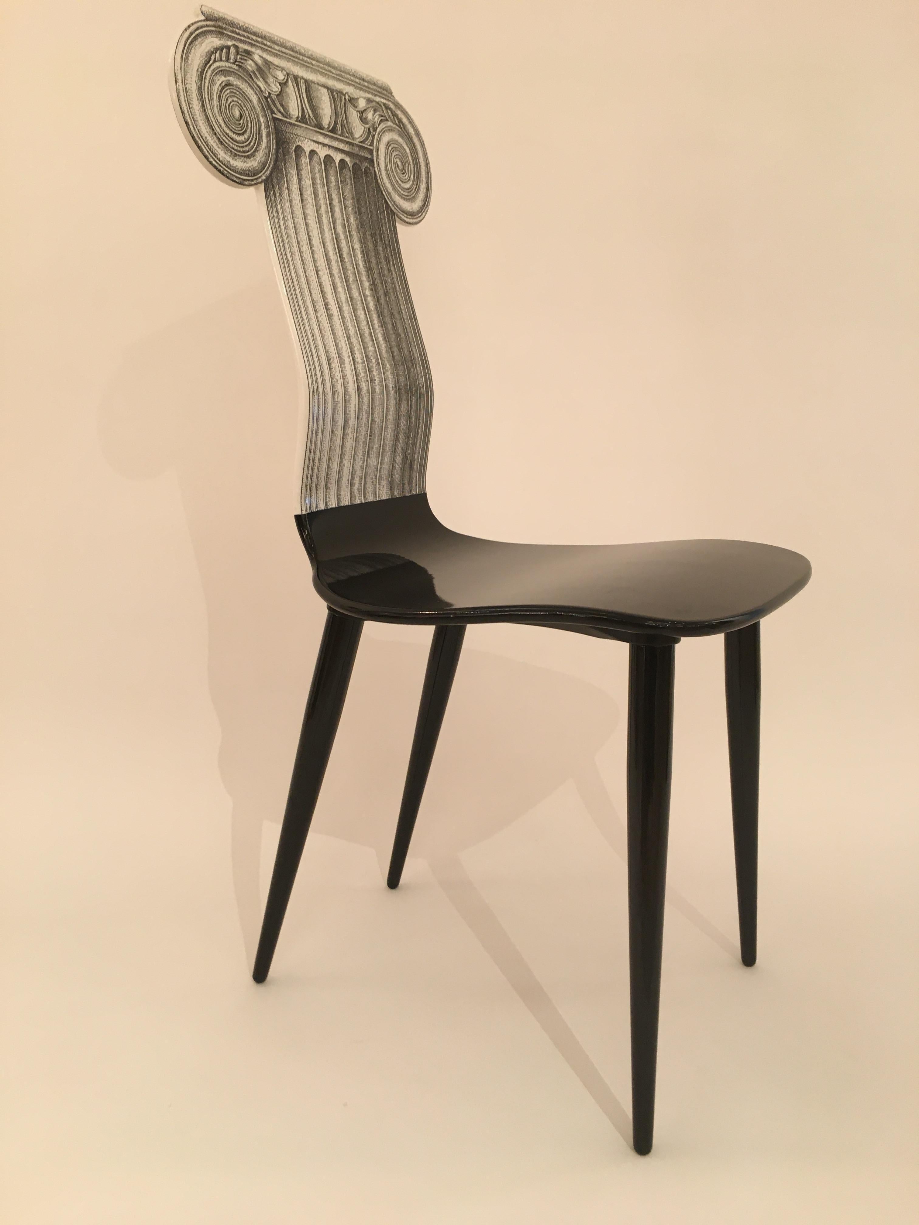 Piero Fornasetti 'Capitello Ionico' Chair in Black and White, Italy, circa 2006 For Sale 1