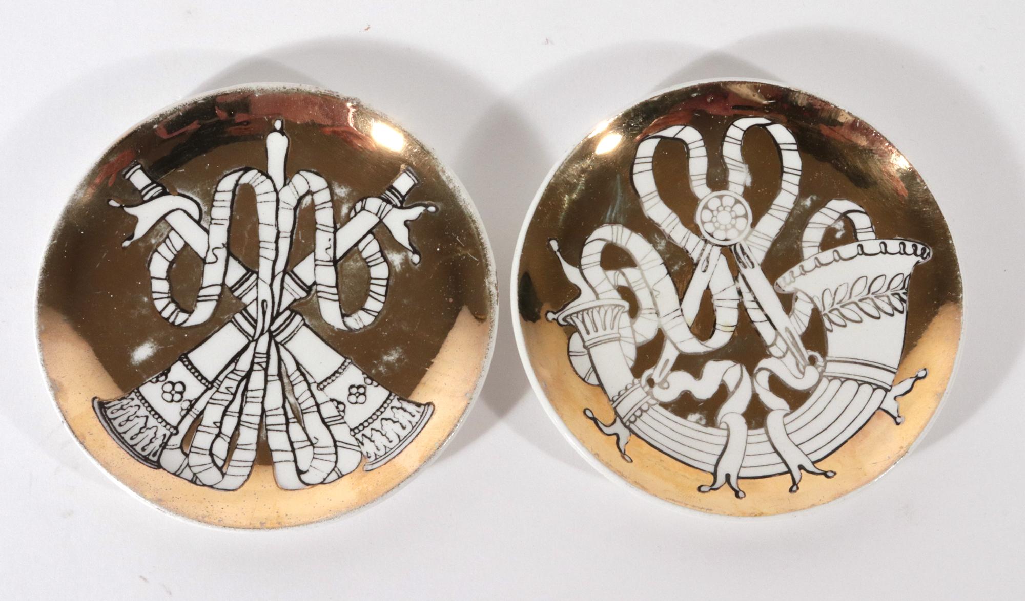 Piero Fornasetti Ceramic Coasters, Musicalia Pattern, Set of Six In Good Condition For Sale In Downingtown, PA