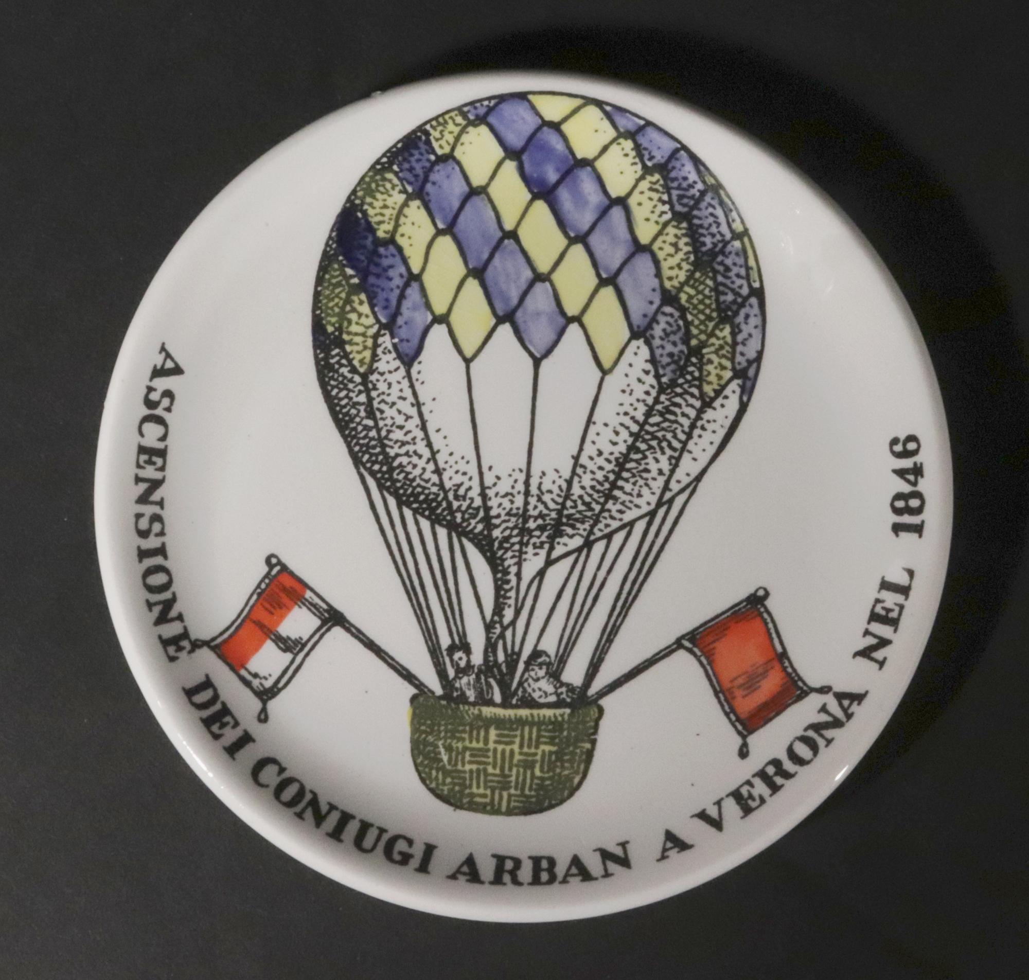 Piero Fornasetti Keramik Palloni, komplettes Set von Untersetzern mit Heißluftballon aus Keramik im Angebot 9