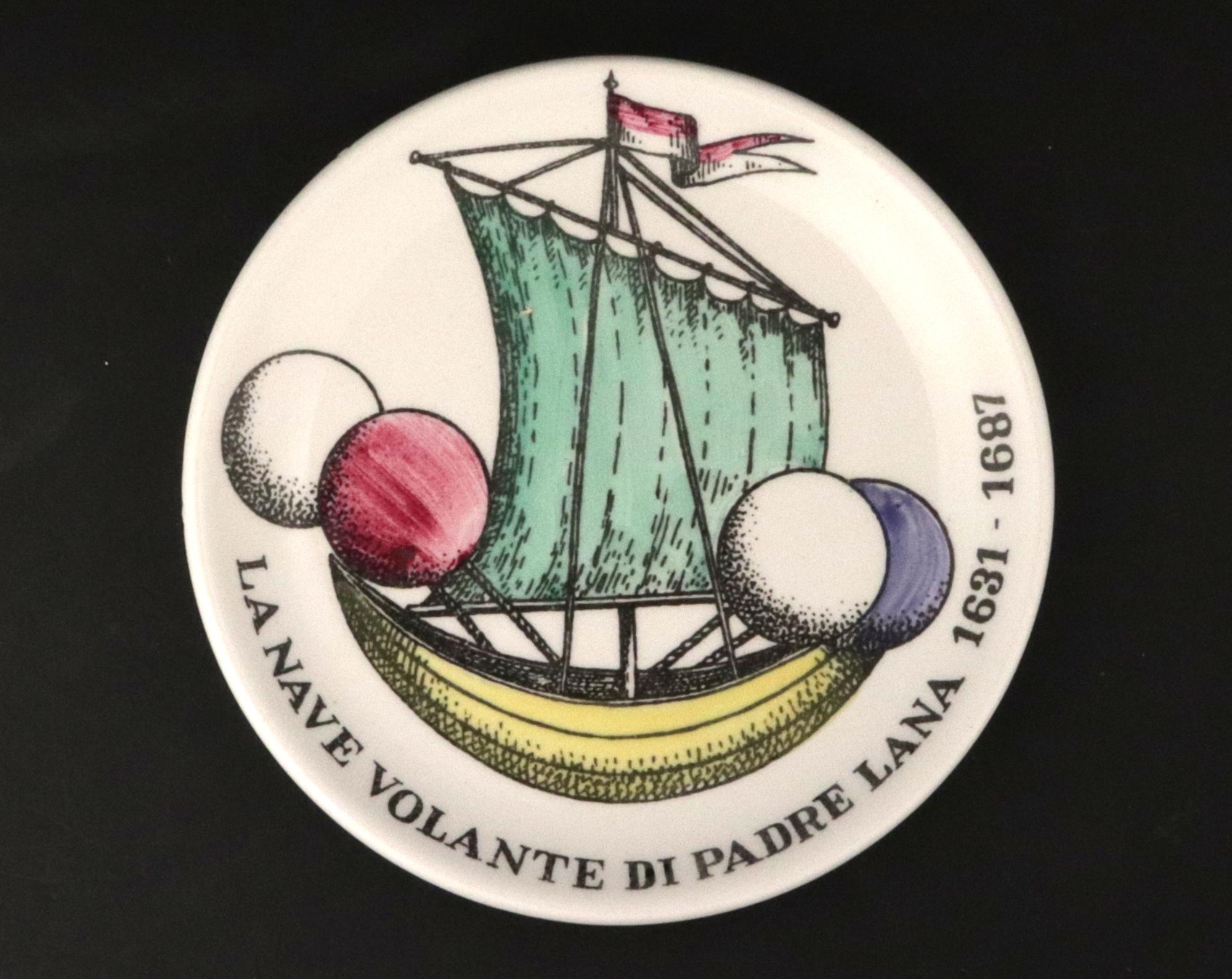 20ième siècle Piero Fornasetti, montgolfière en céramique à motif Palloni - Ensemble complet en vente