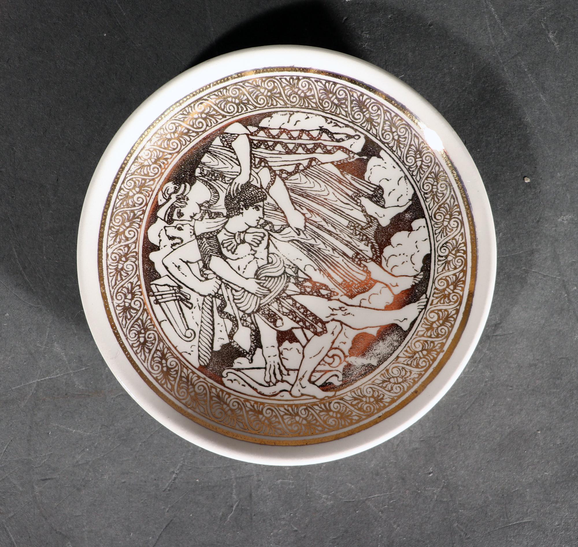 Piero Fornasetti Ceramic Set of Neo-classical Gold Coasters, Mitologia Pattern For Sale 5
