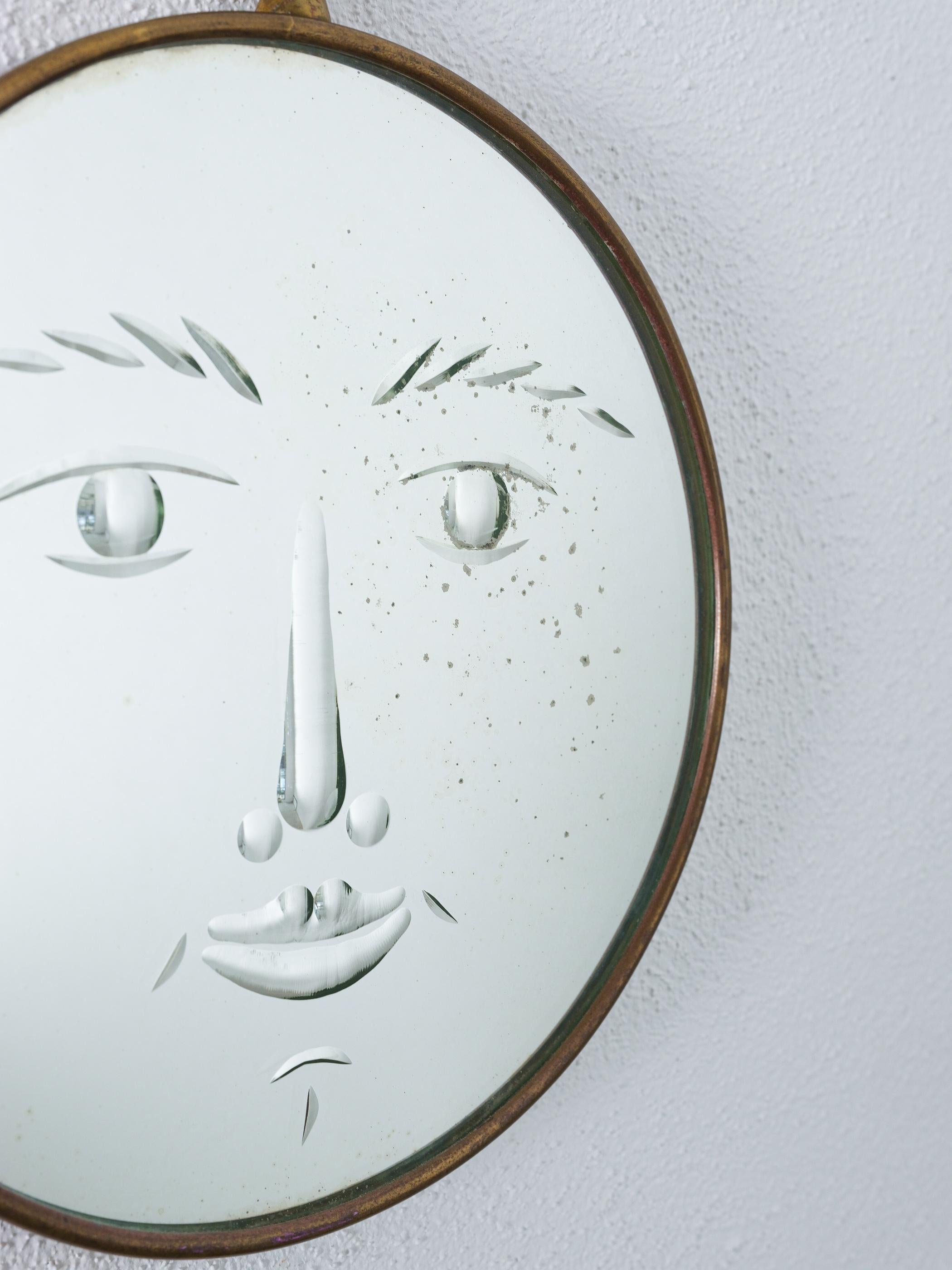 mirror mirror on the wall face