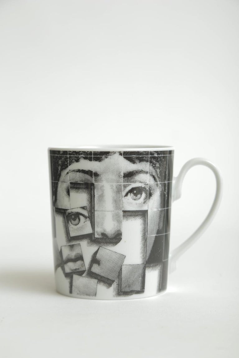 Piero Fornasetti for Rosenthal Lina Porcelain Coffee or Tea Mugs Vintage For Sale 1
