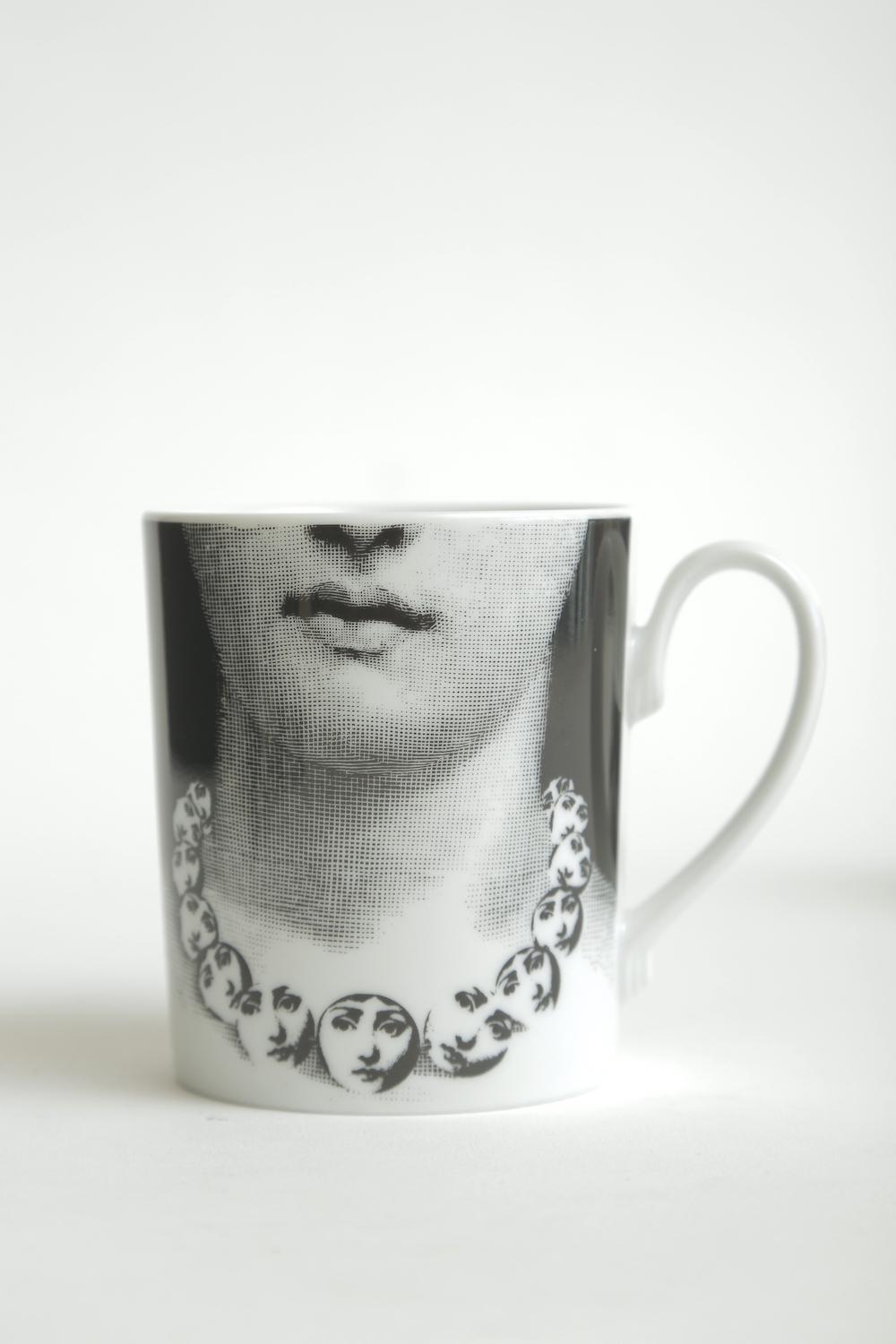 Piero Fornasetti for Rosenthal Lina Porcelain Coffee or Tea Mugs Vintage Set /4 3