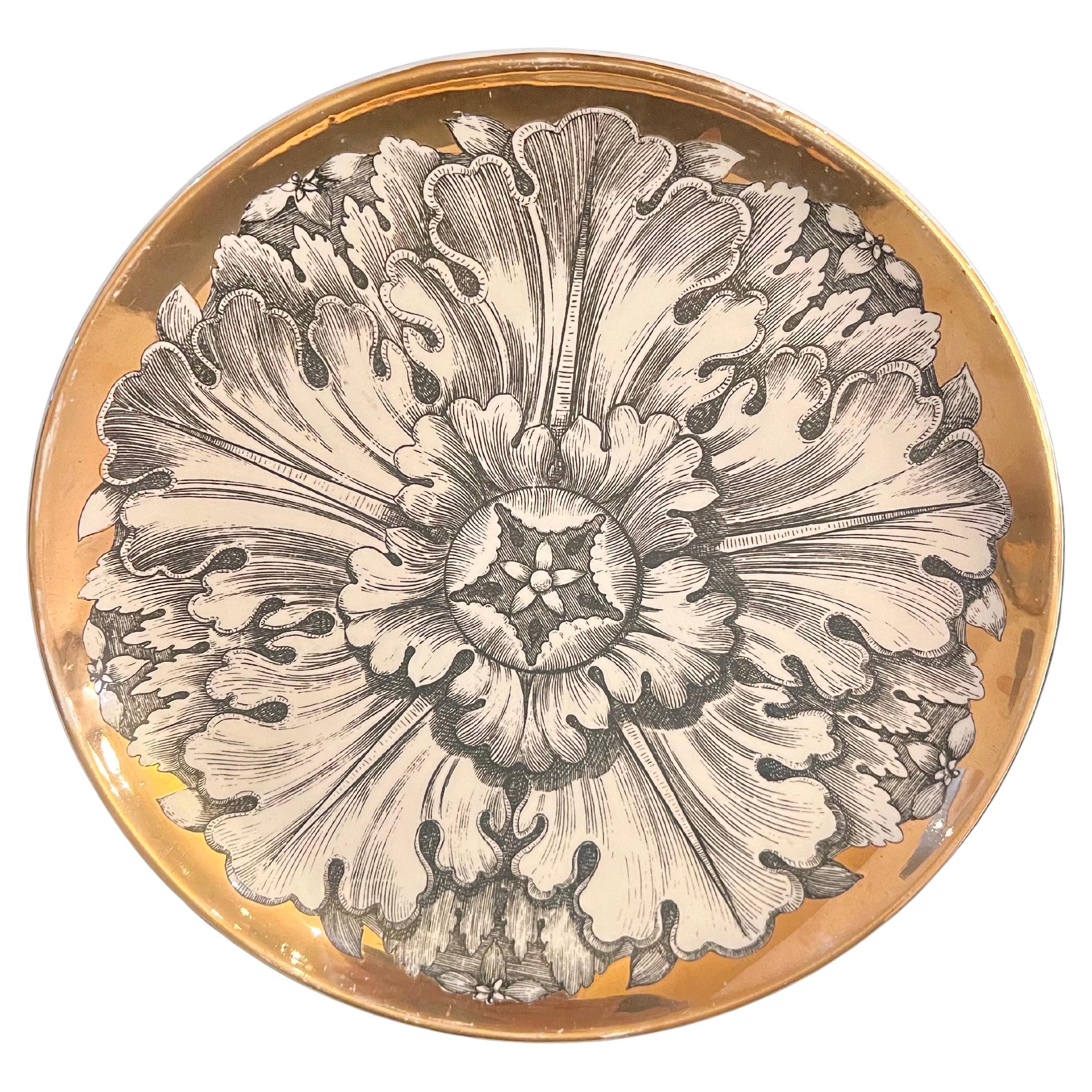Piero Fornasetti para Rosoni Plato decorativo de porcelana Italia