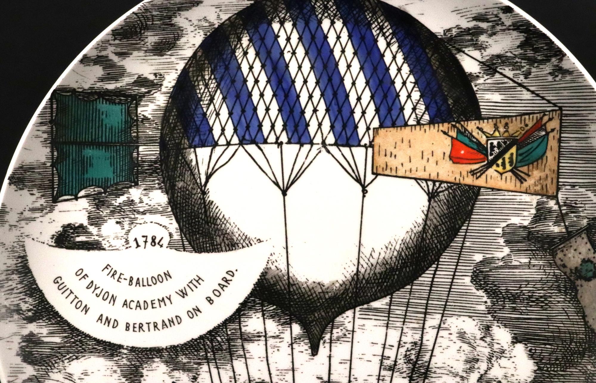 Piero Fornasetti Platos Globo Aerostático, Estampado Mongolfiere, Lote de Seis en venta 10