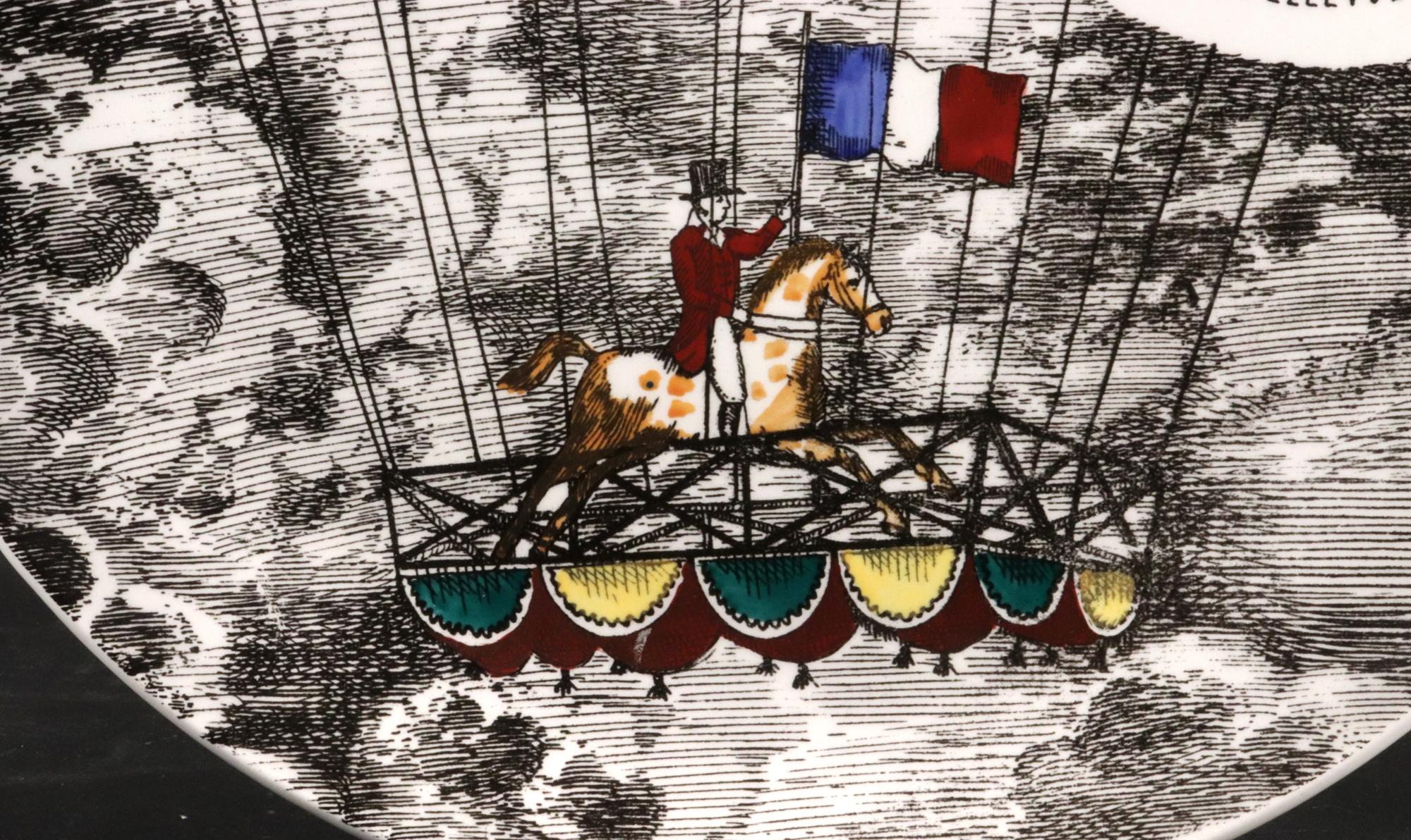 Piero Fornasetti Platos Globo Aerostático, Estampado Mongolfiere, Lote de Seis en venta 1