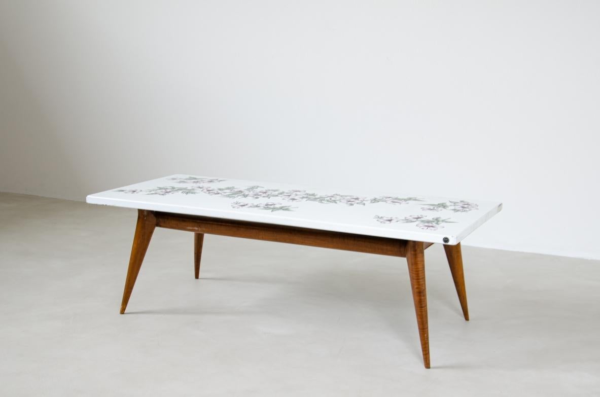 Piero Fornasetti, niedriger Tisch im Zustand „Hervorragend“ im Angebot in Milano, IT