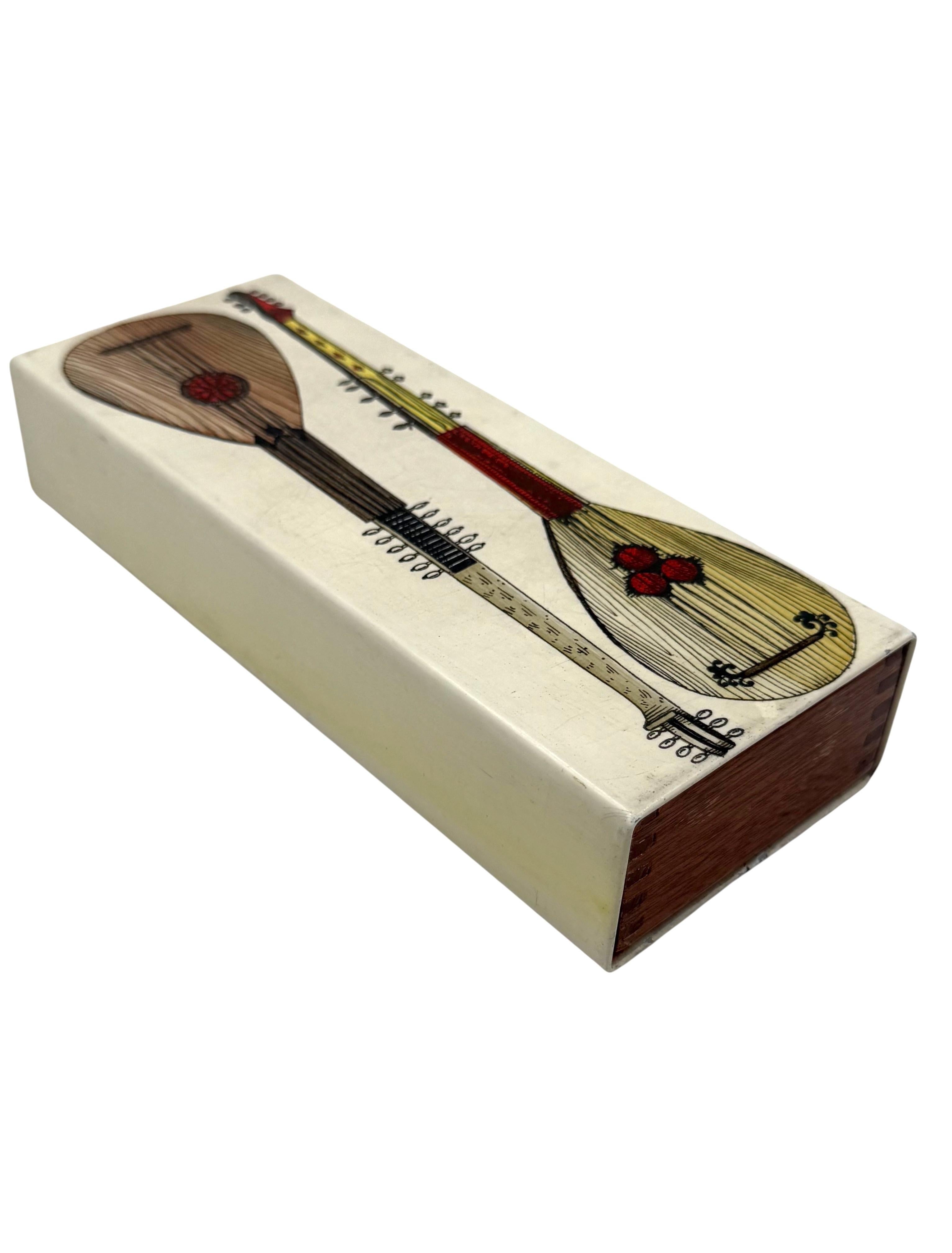Piero Fornasetti, mandolins cigars Box, Milan Italy, ca. 1960s In Good Condition For Sale In Firenze, IT