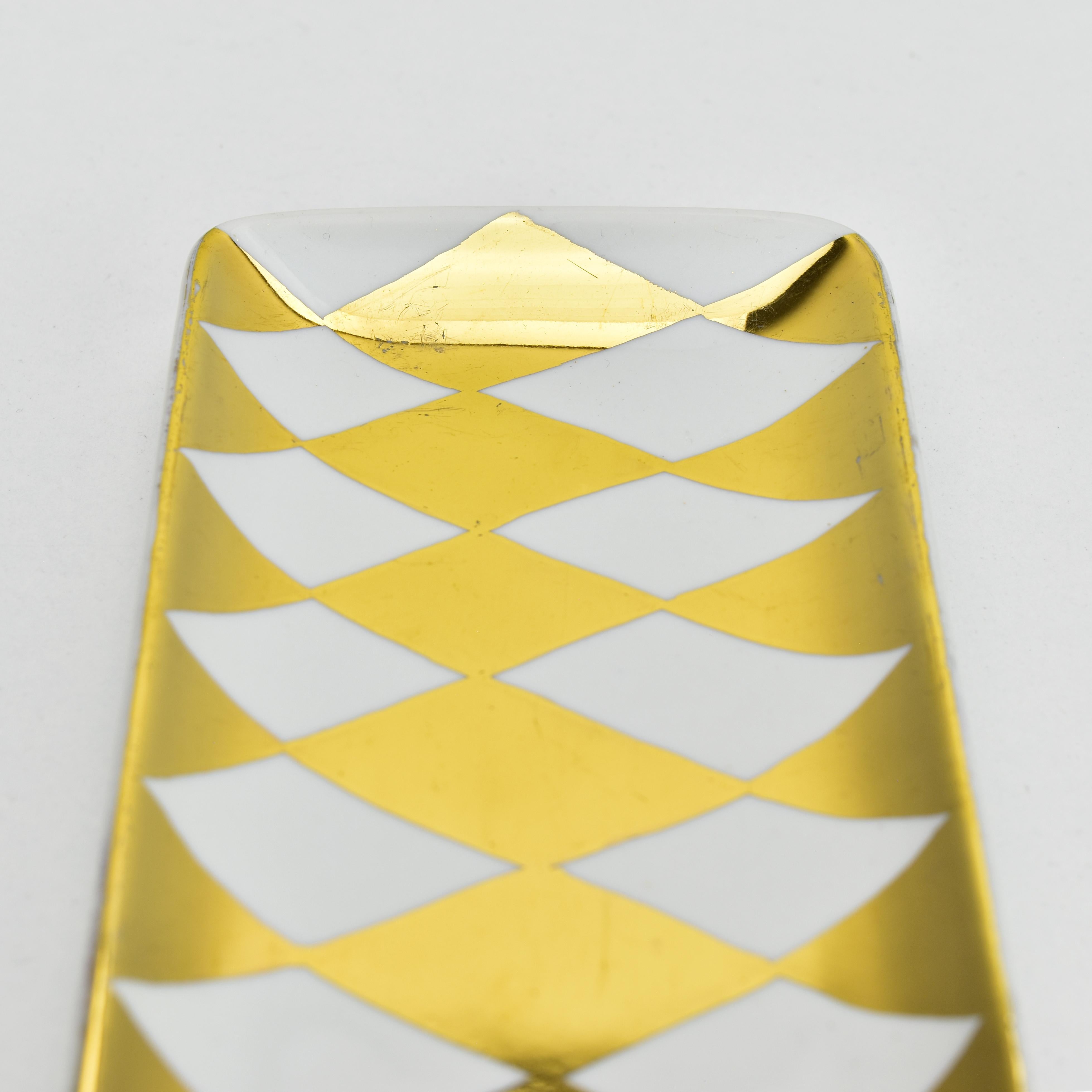 Piero Fornasetti Milano Porcelain Jewelry Pin Dish Vide Poche Gold Pattern In Good Condition For Sale In Bad Säckingen, DE