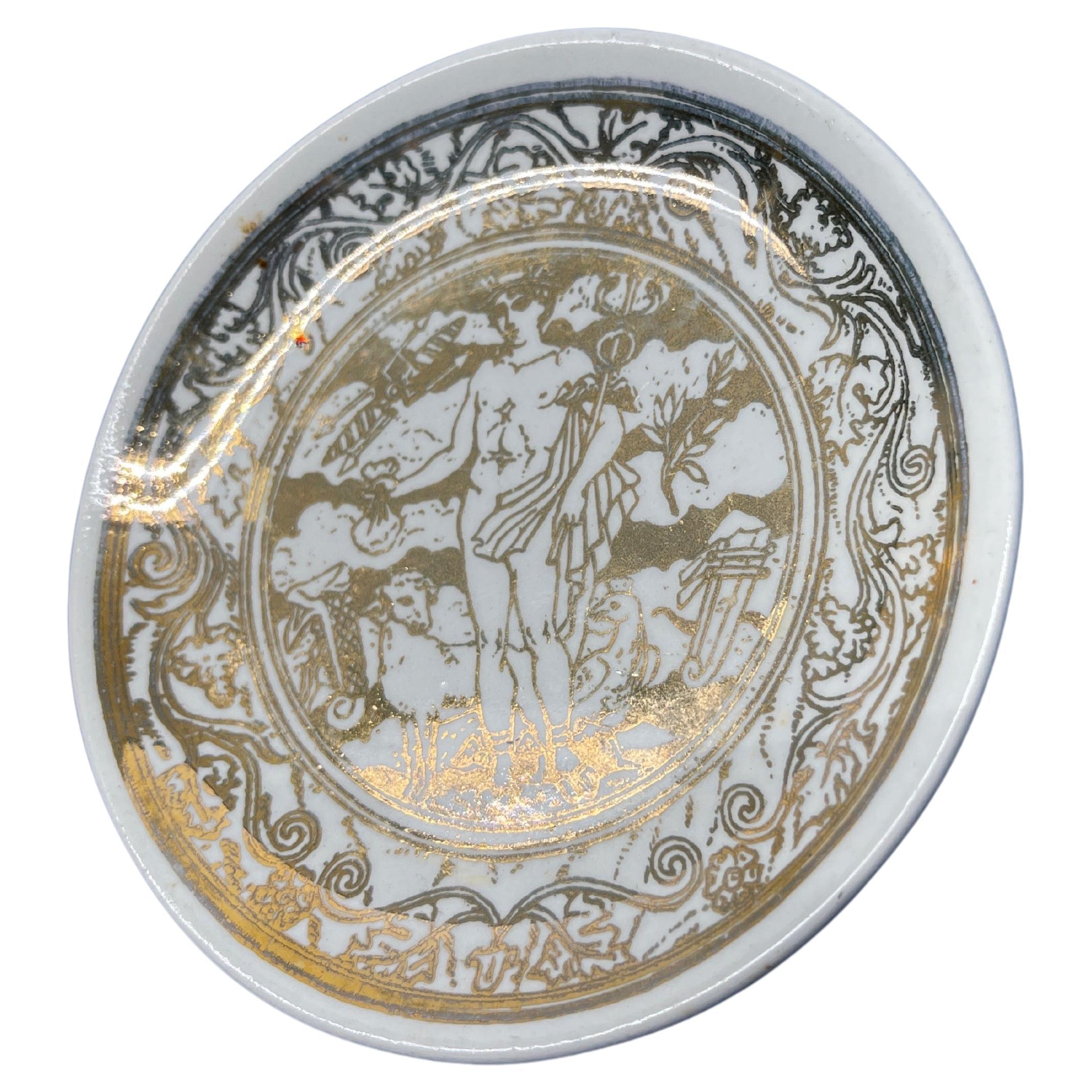 Fait main Ensemble de huit sous-verres à cocktail ou en verre Mitologia de Piero Fornasetti en vente