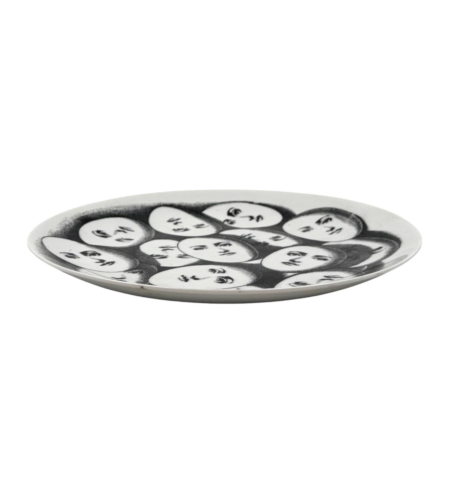 Piero Fornasetti, mod. 187 Placa de la serie 