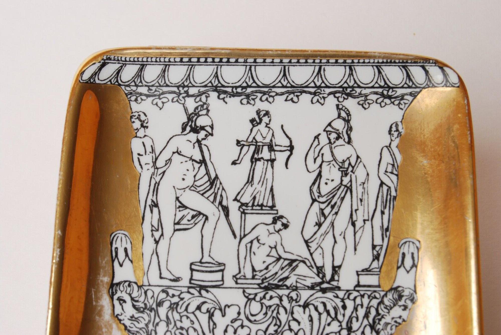 Italian Piero Fornasetti Pair of Neo-classical Greek Urn Ceramic Jewelry Trays